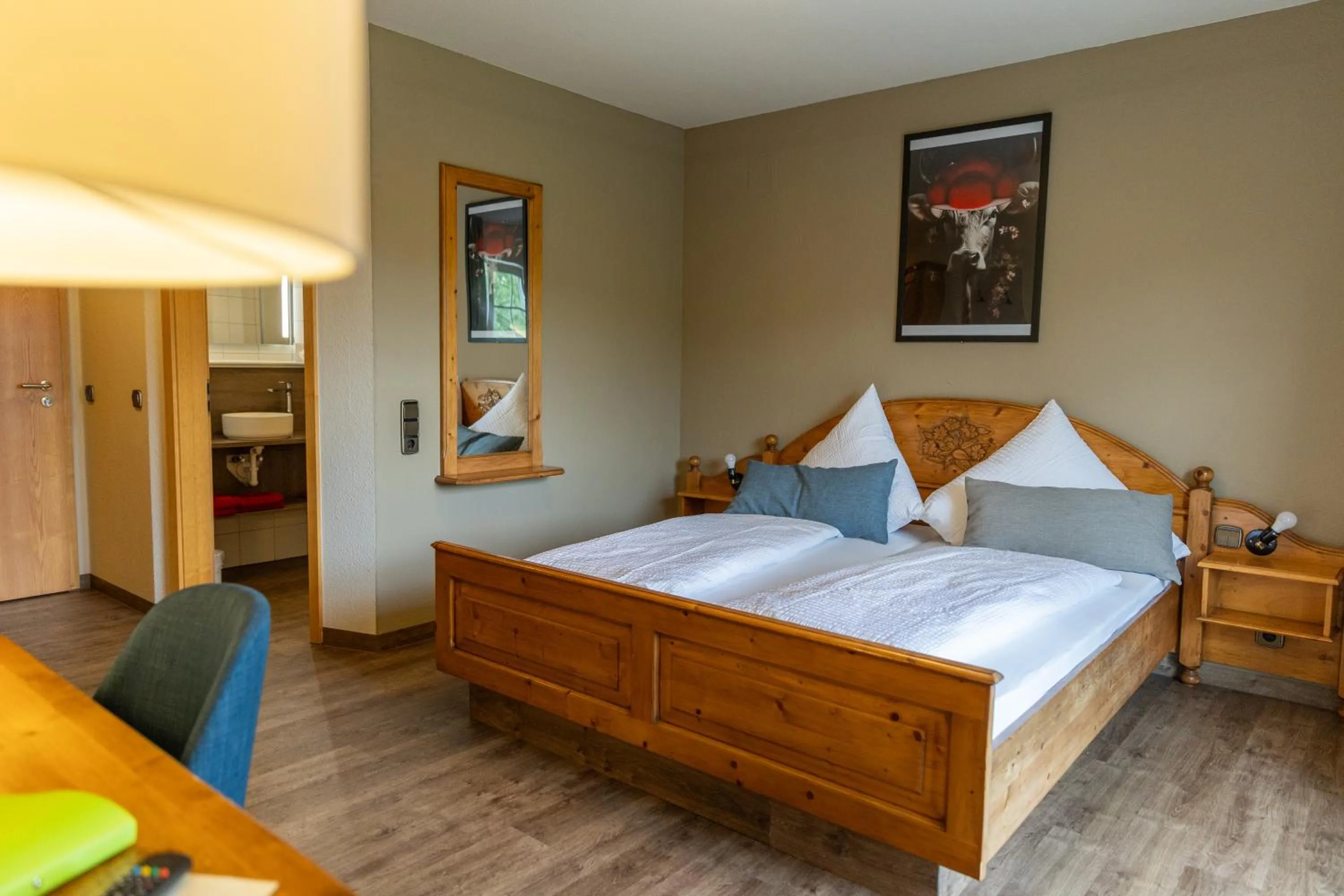 Bed in Landgasthof & Brauerei Löwen Sasbach