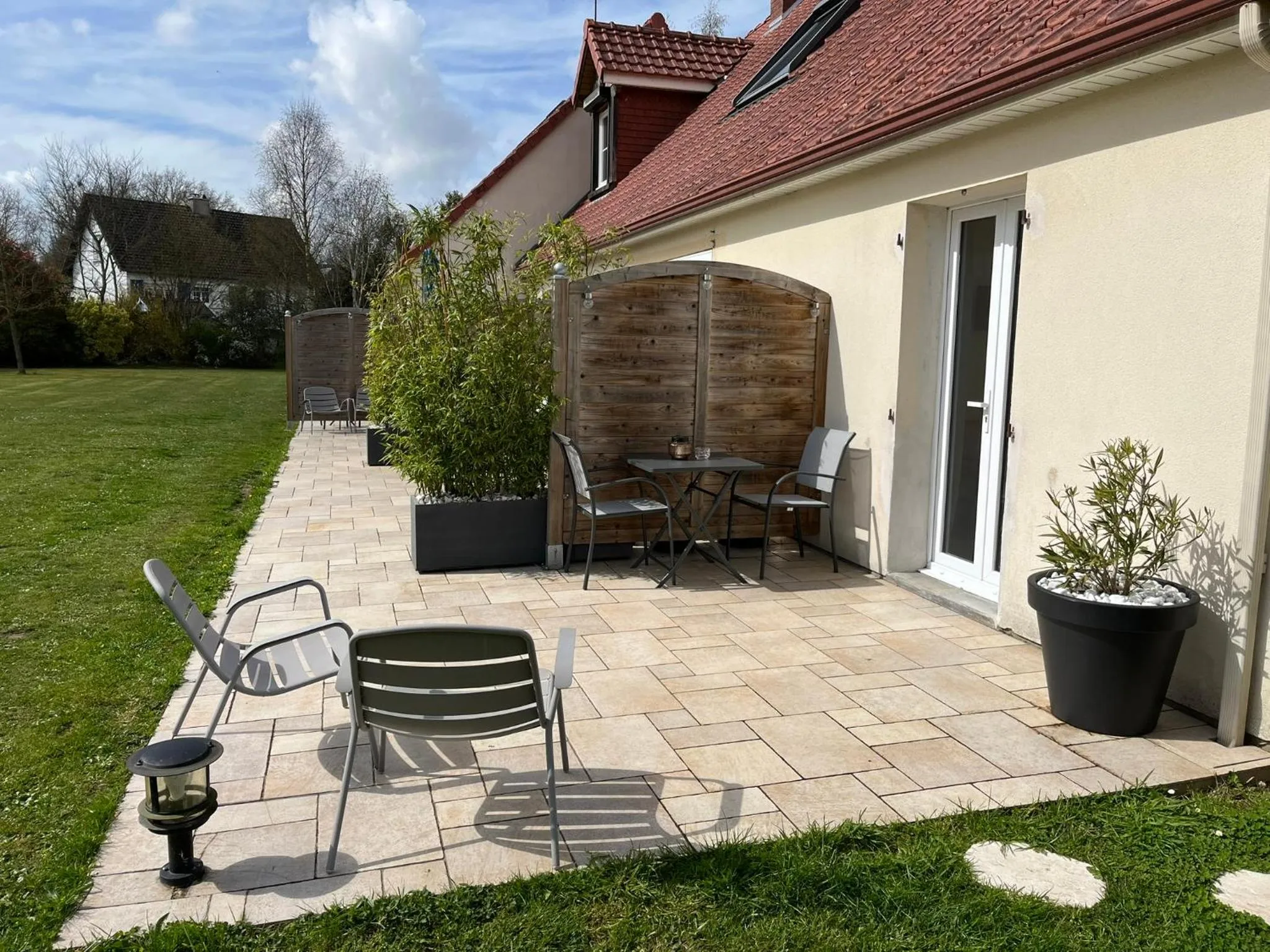 Patio in La Villa Saint Val