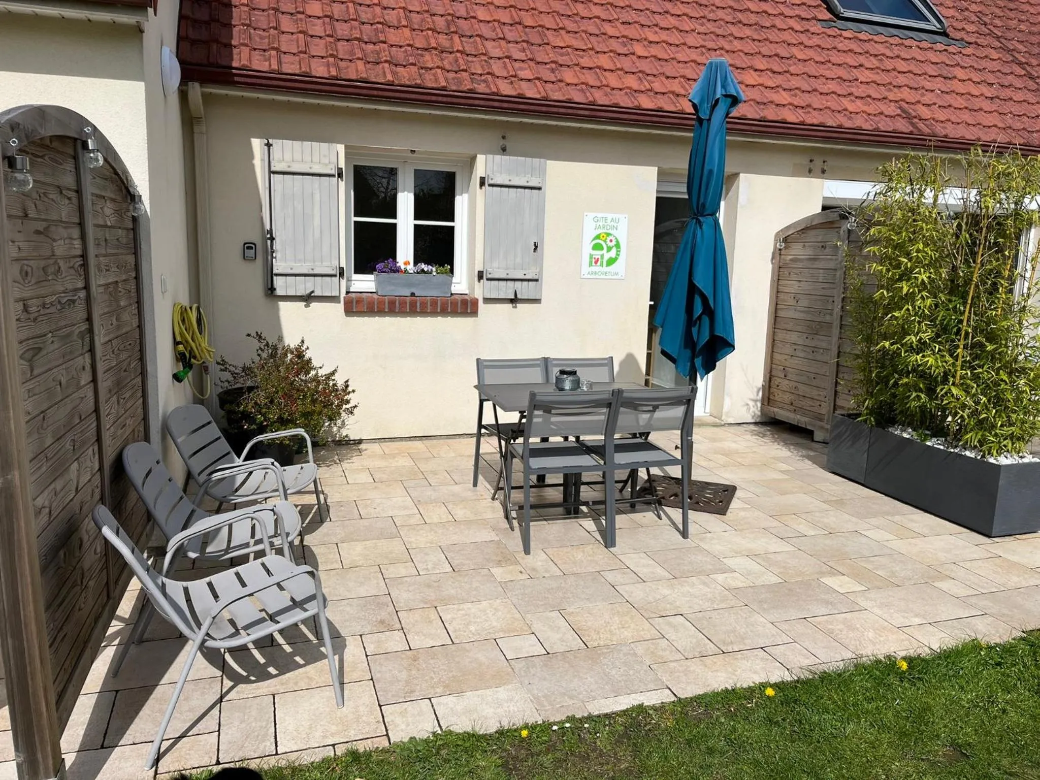 Patio in La Villa Saint Val