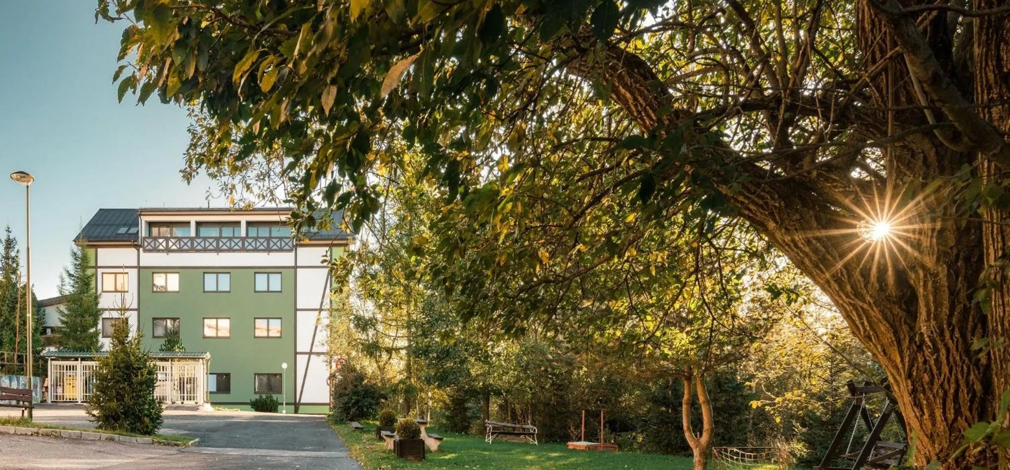 Property building in Apartmanovy dom Familia Smokovec