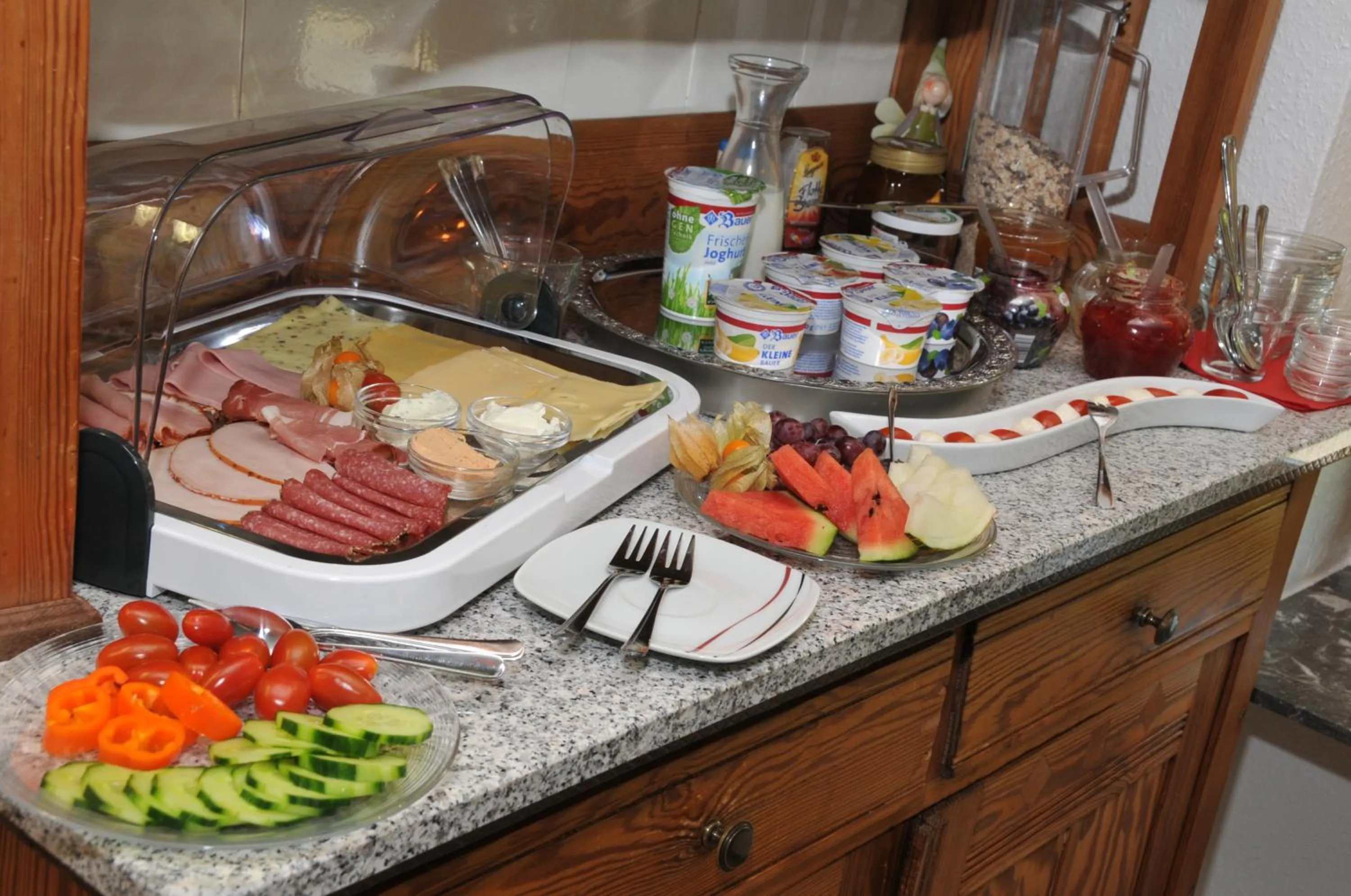 Restaurant/places to eat in Pension Bella Vista