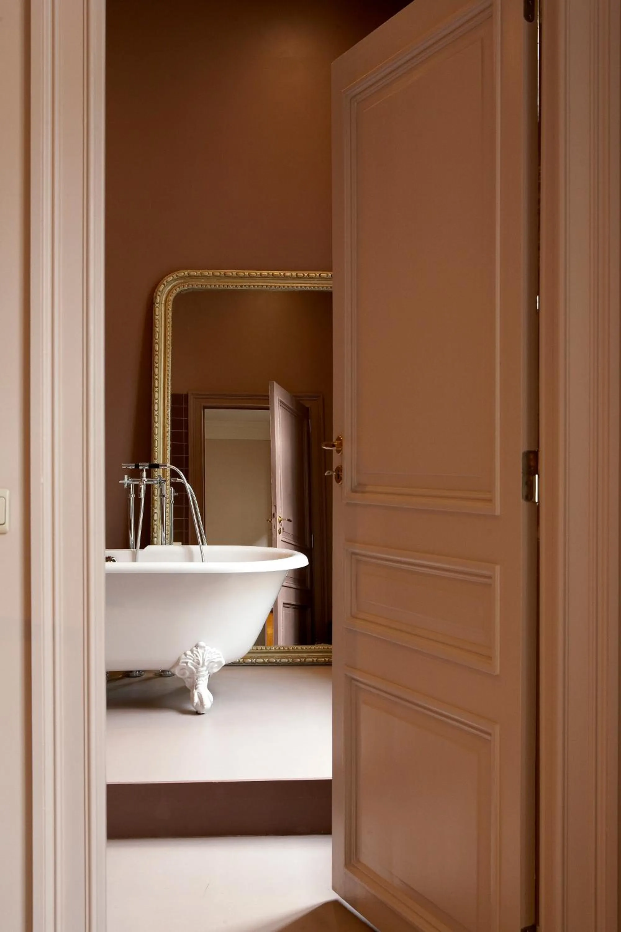 Bathroom in Le Vaudeville