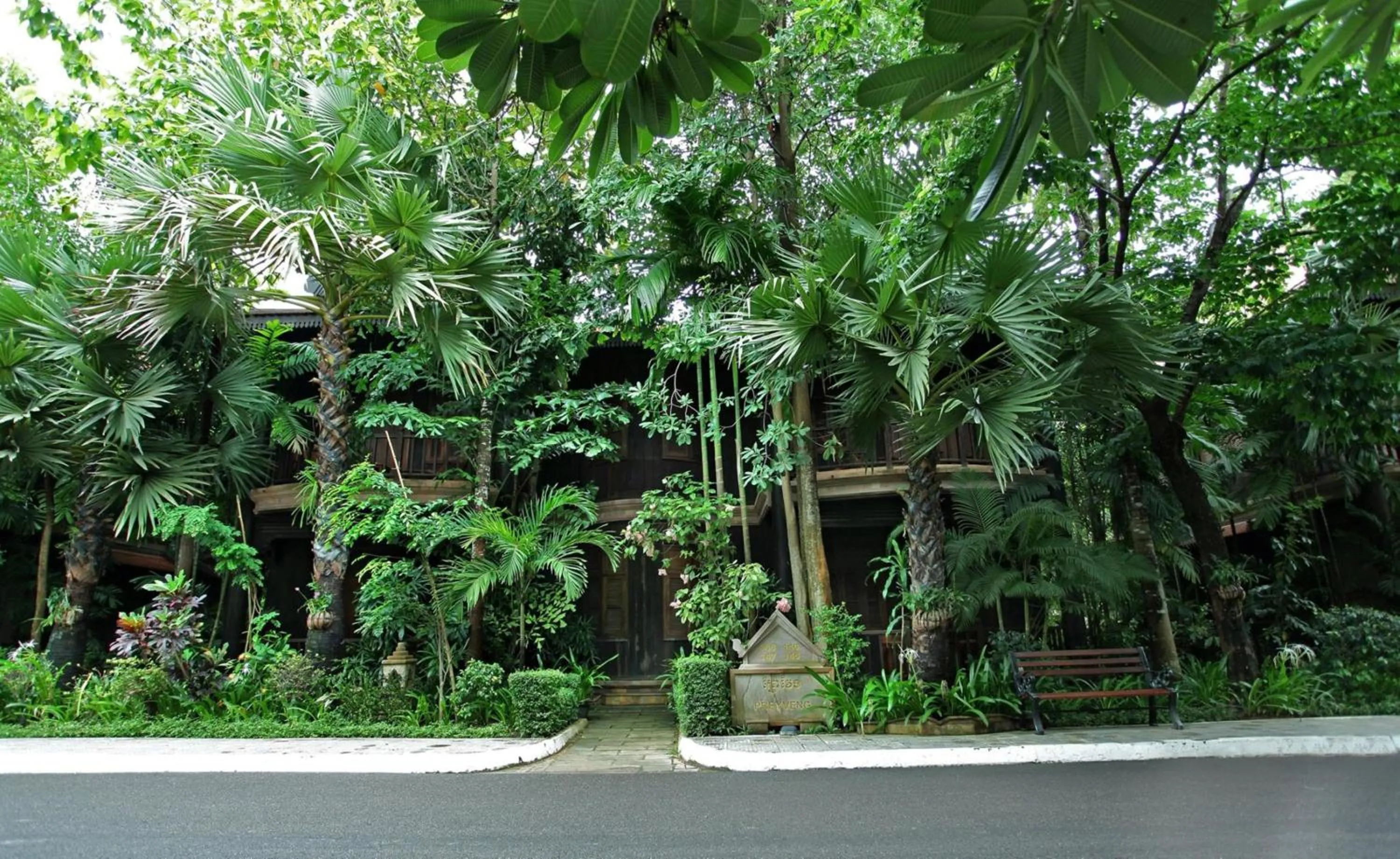 Photo of the whole room in Sokhalay Angkor Villa Resort