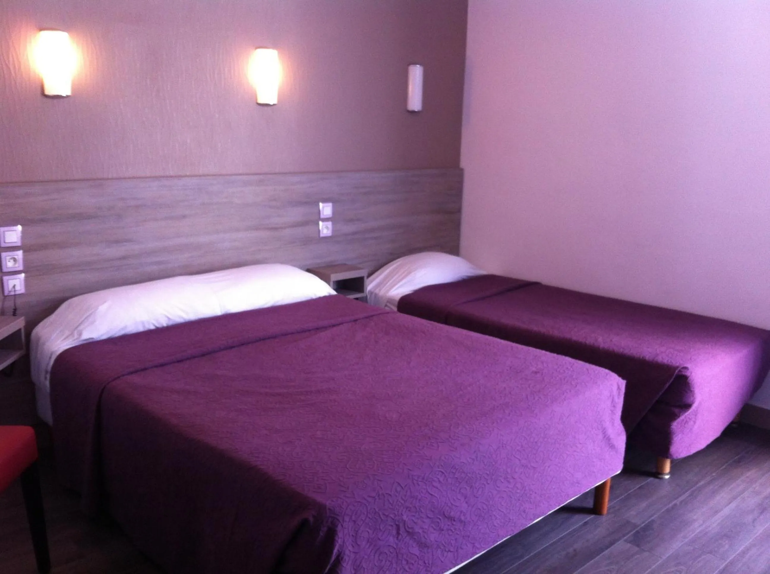 Bedroom, Bed in Grand Hôtel Magenta