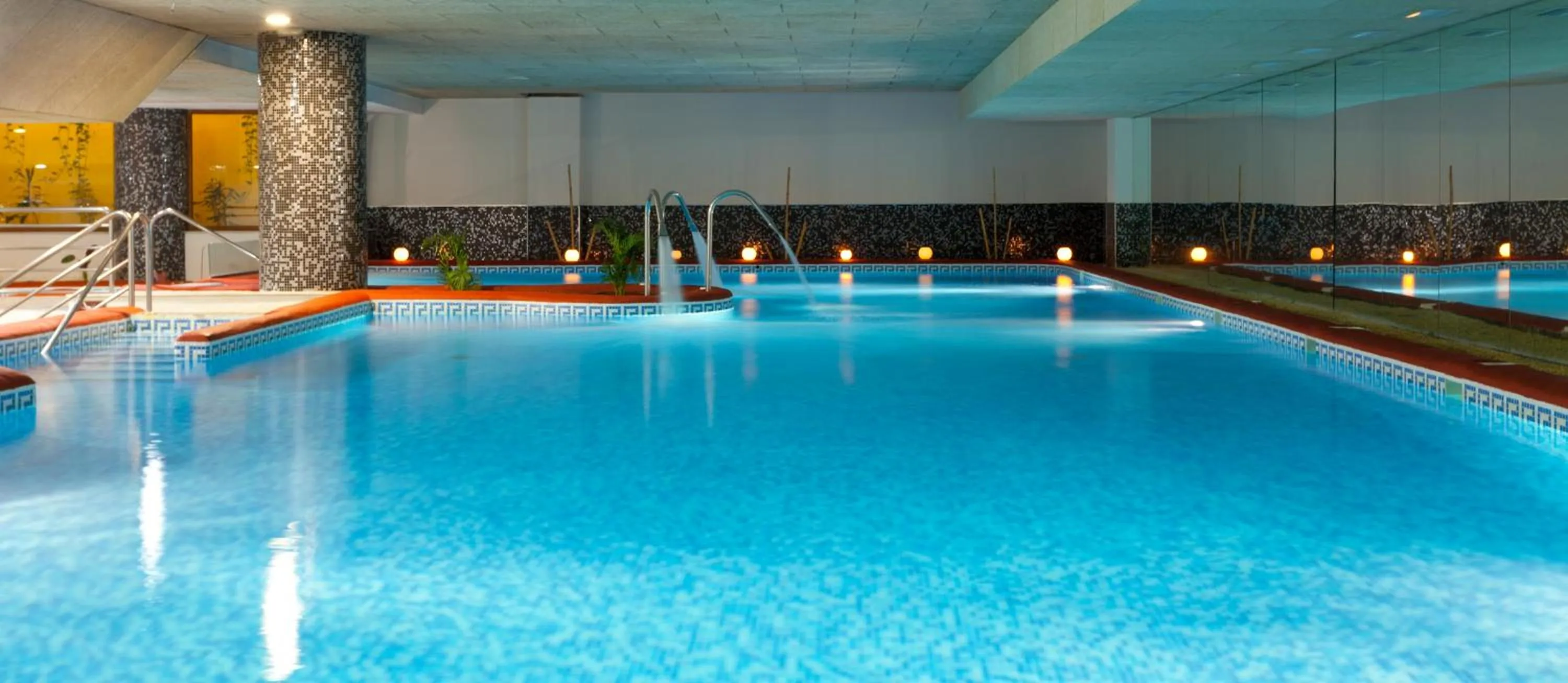 Hot Spring Bath in Senator Marbella