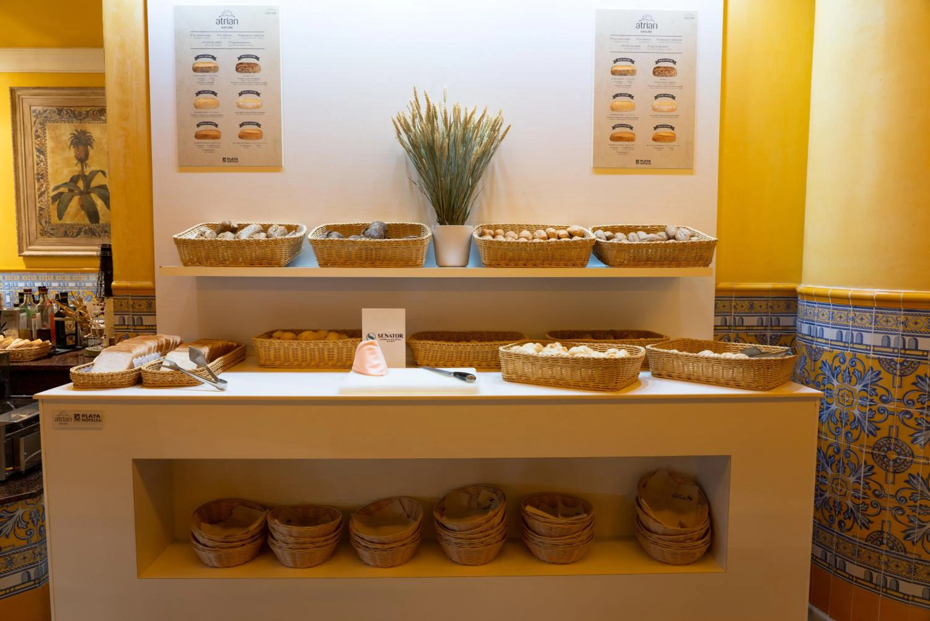 Restaurant/places to eat in Senator Marbella