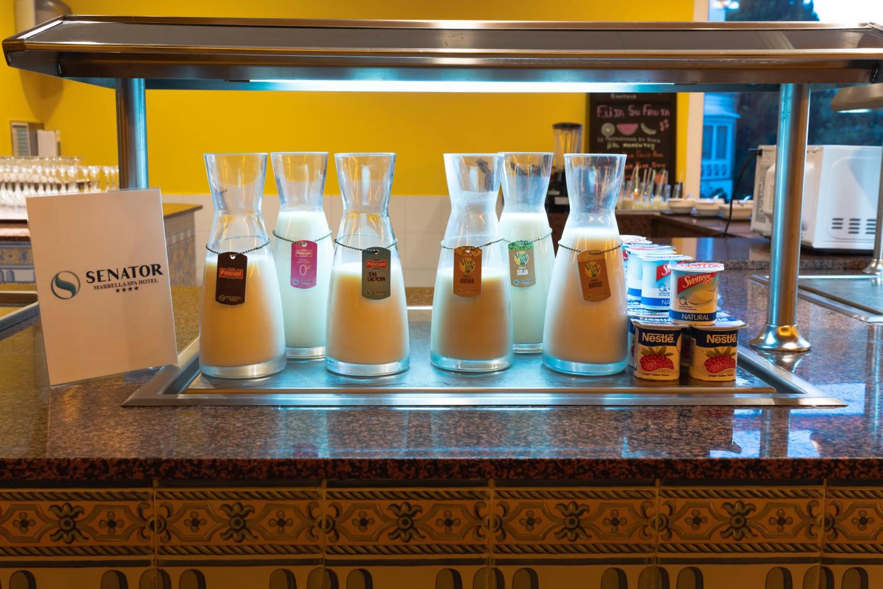 Restaurant/places to eat in Senator Marbella