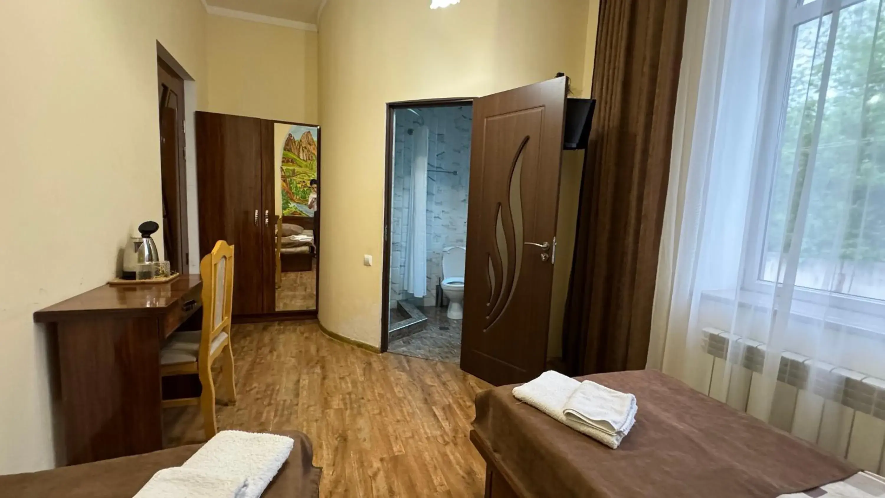 Twin Room with City View - single occupancy in Kirch Hotel & Restaurant Twin Room with City View - single occupancy in Kirch Hotel & Restaurant