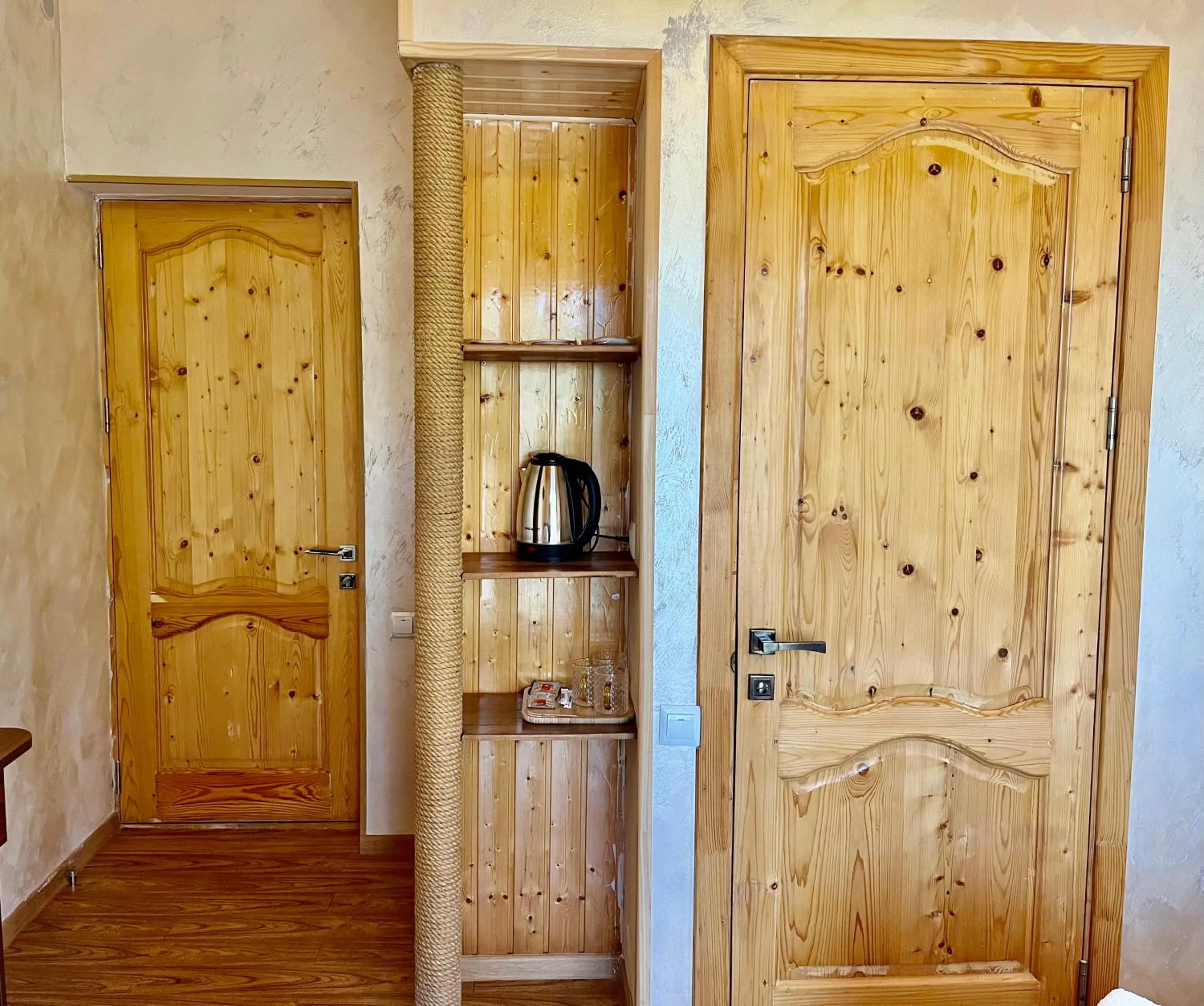 Kirch Hotel & Restaurant