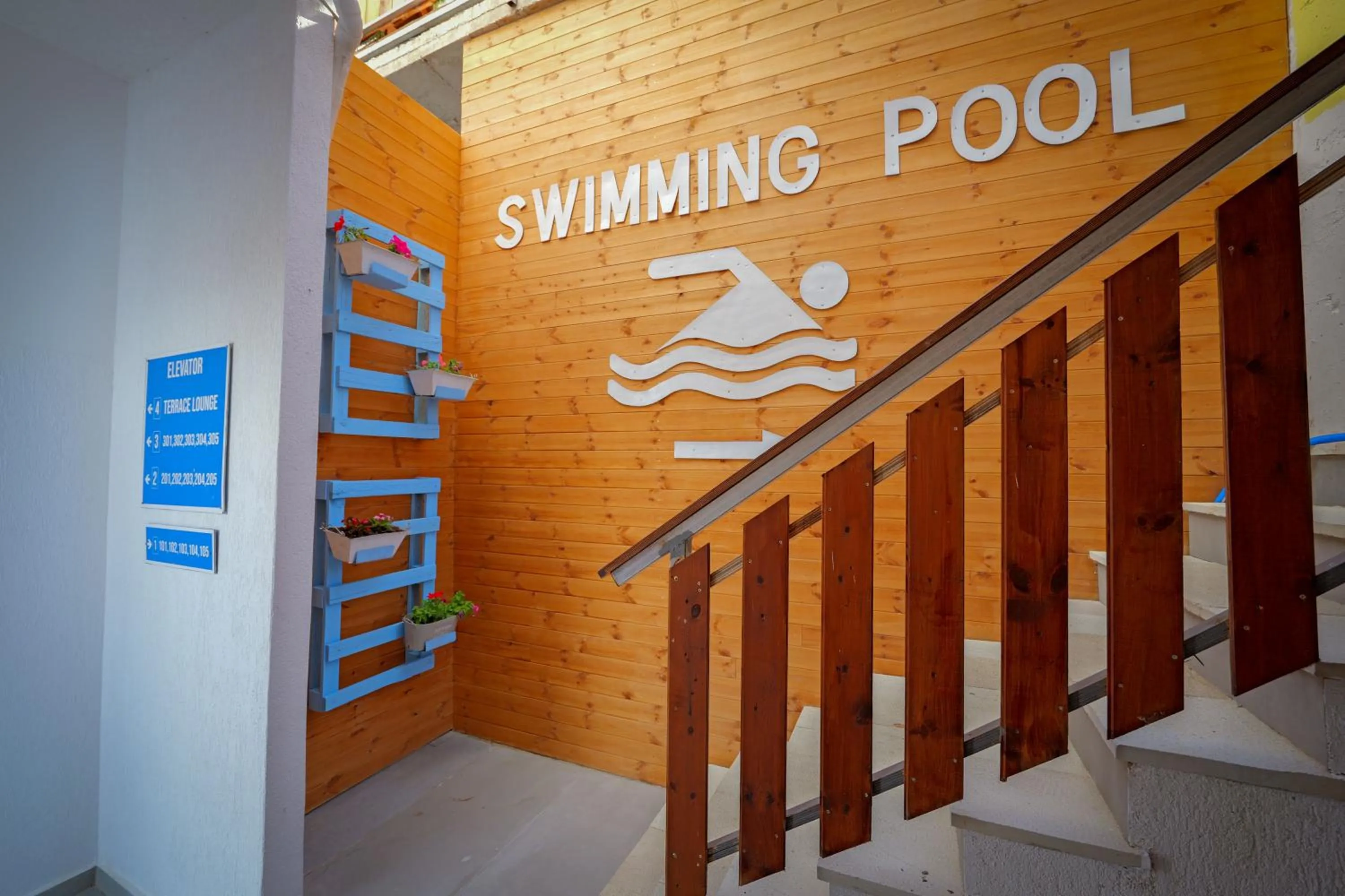 Swimming pool in Hotel Mira Mare