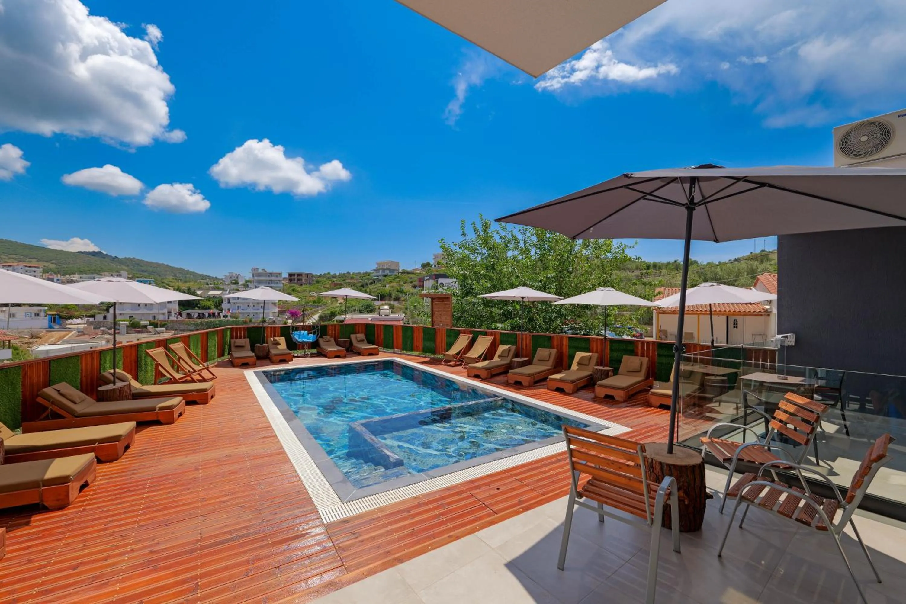 Swimming pool in Hotel Mira Mare