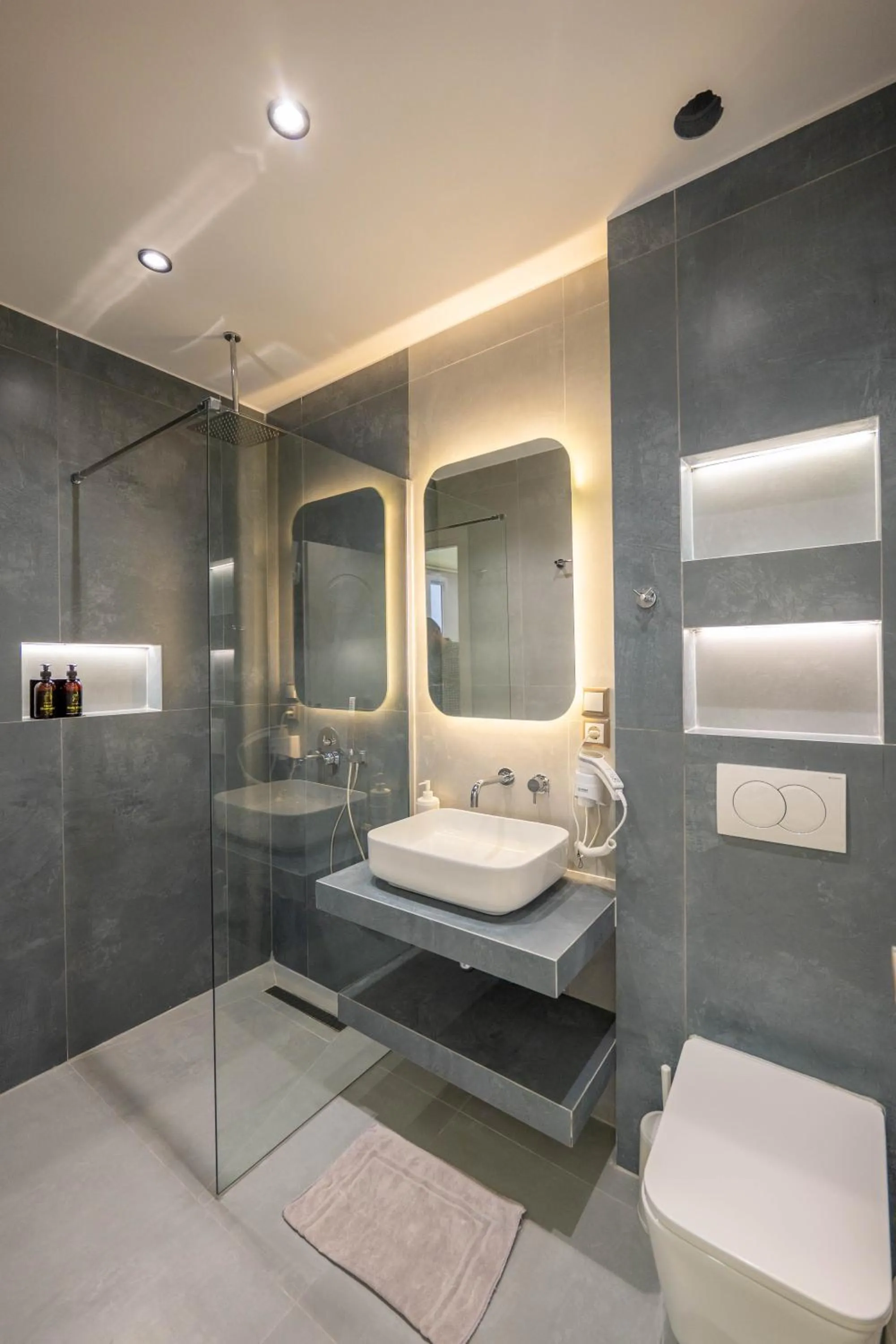 Bathroom in Hotel Mira Mare