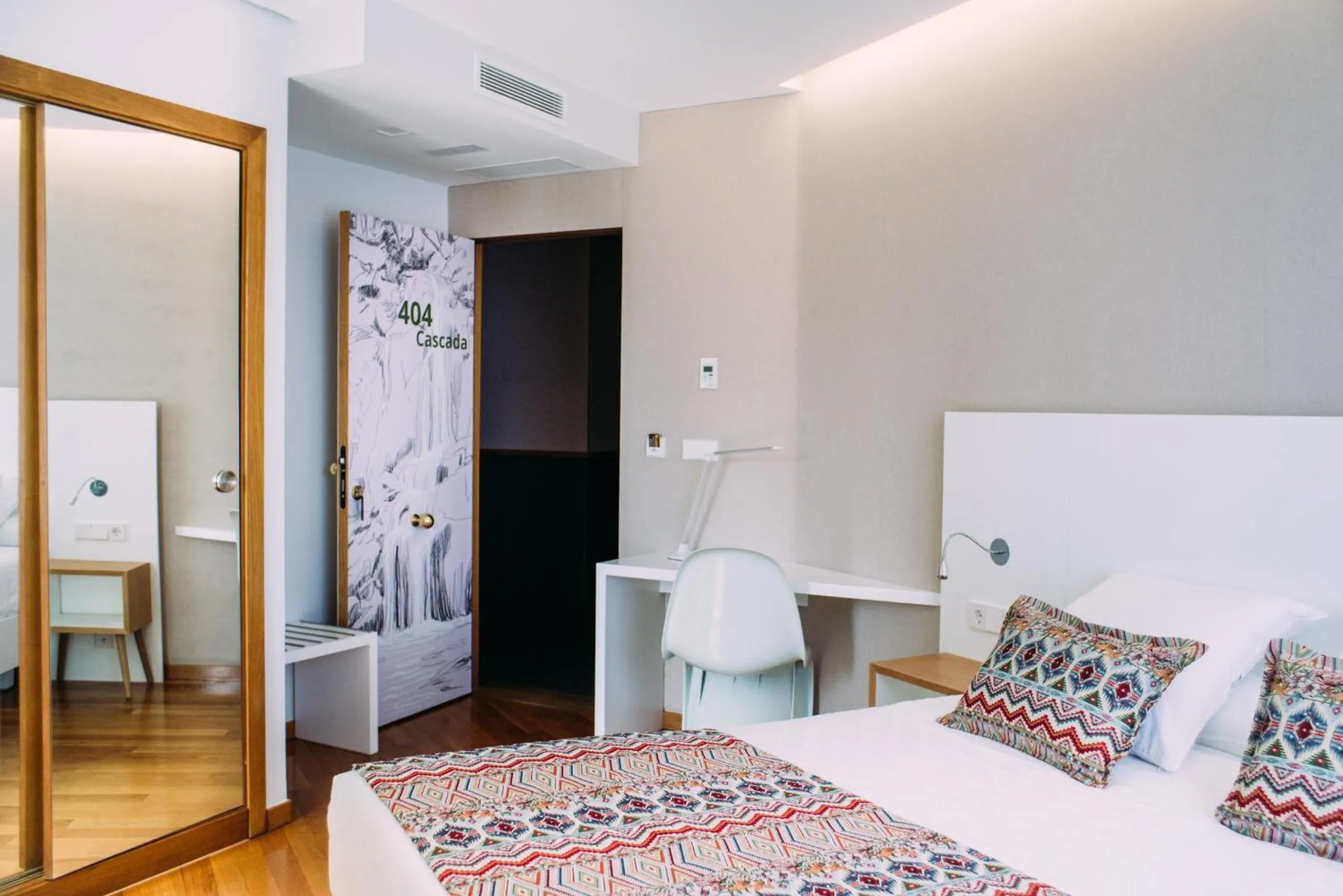 Bedroom, Bed in Hotel Lino