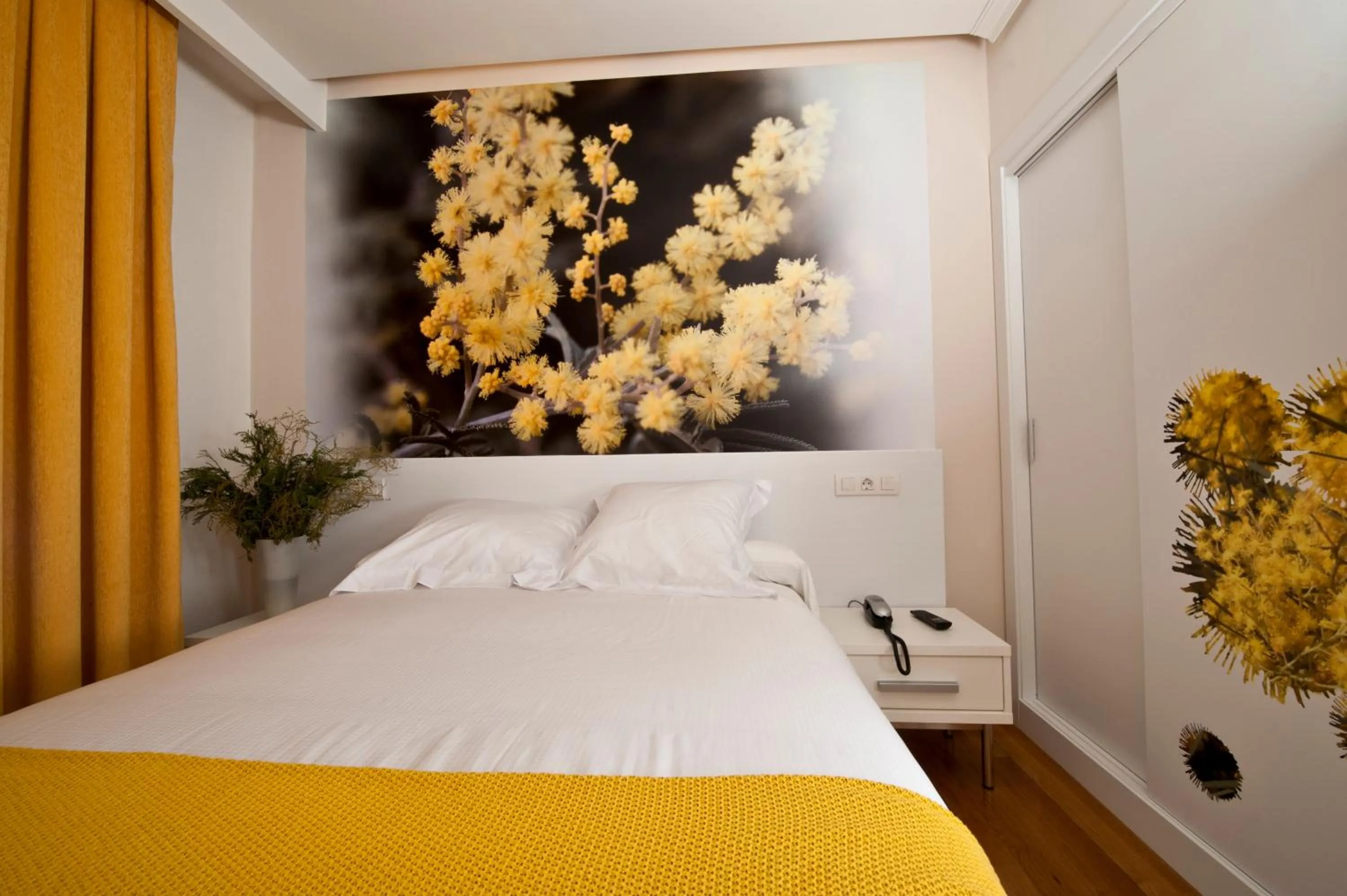 Photo of the whole room, Bed in Hotel Lino