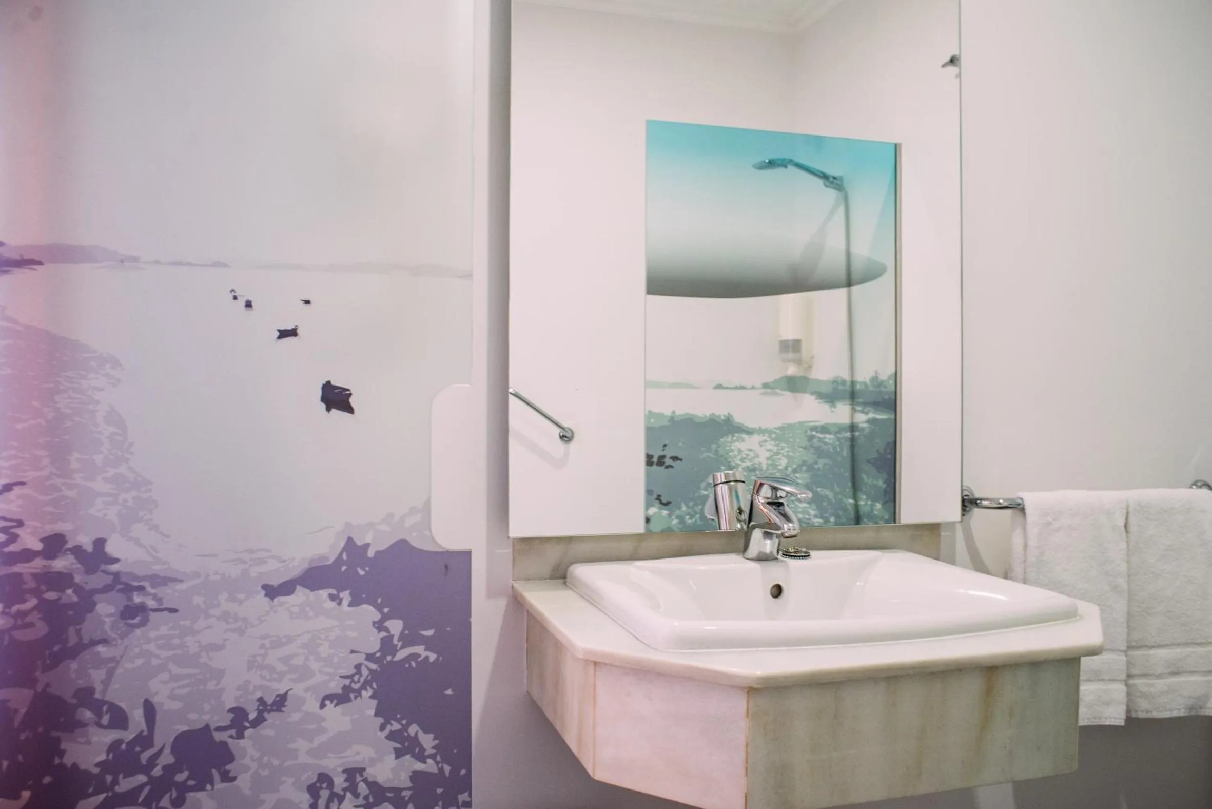 Bathroom in Hotel Lino