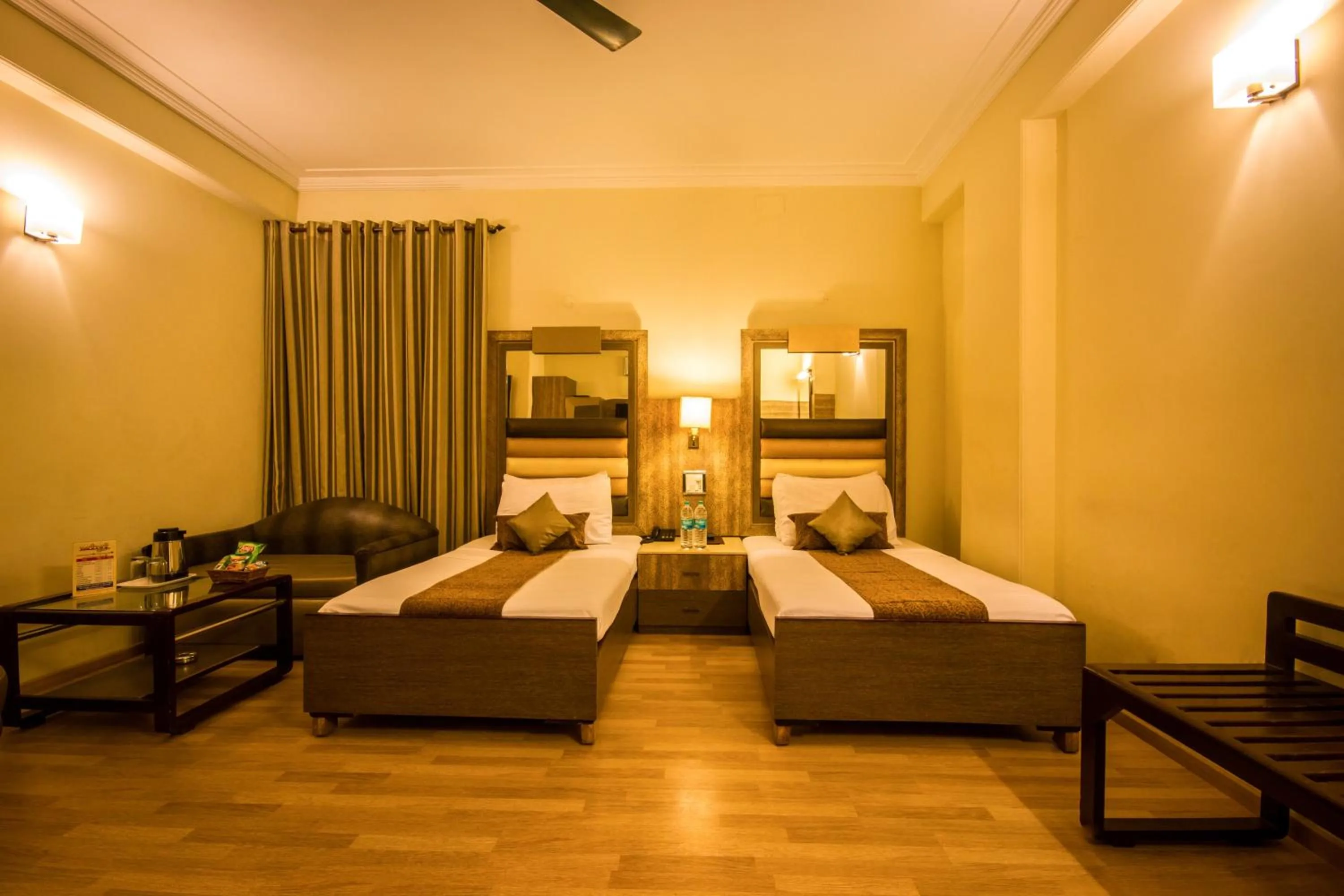 Bed in The Suncourt Hotel Yatri