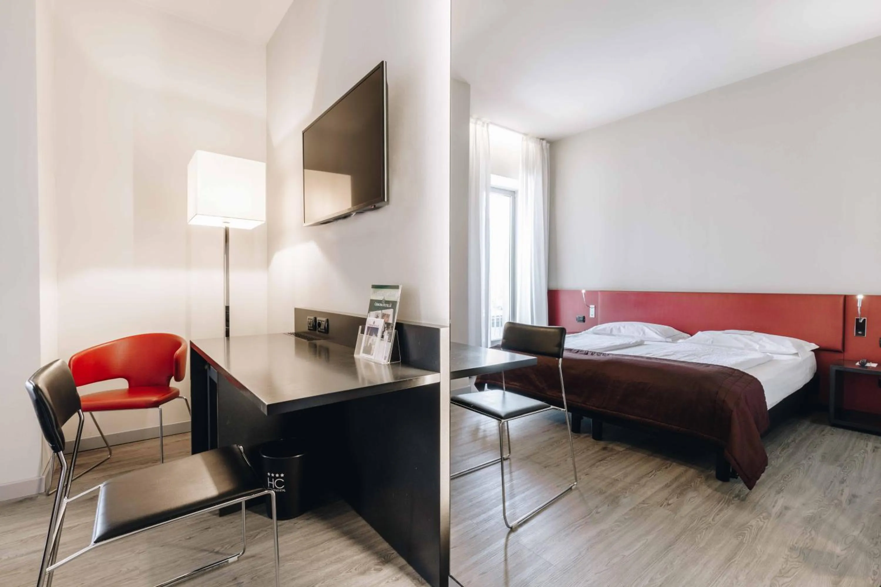 Bed in Hotel Continental