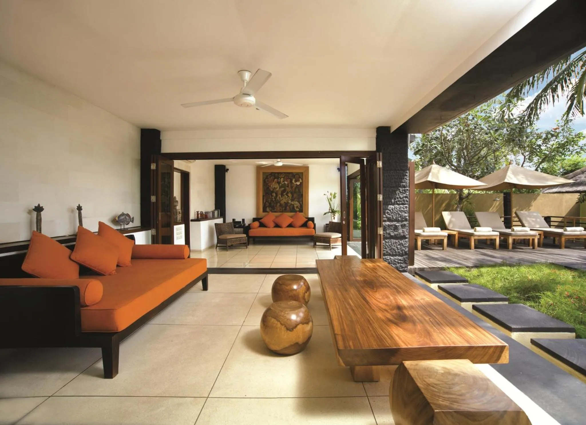Living room in Qunci Villas Resort