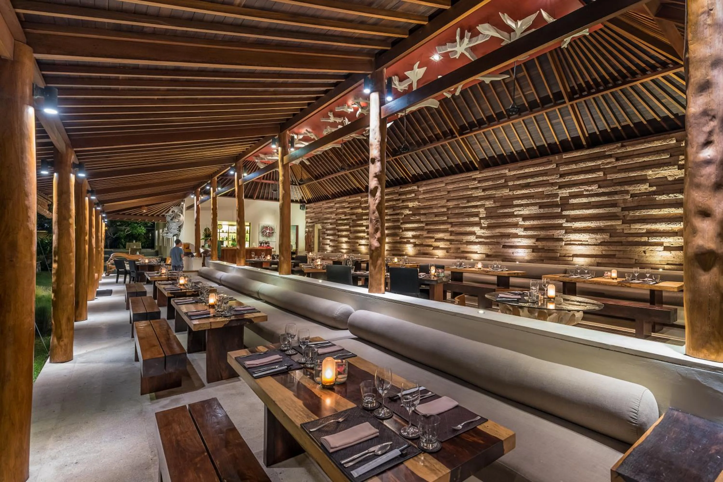 Restaurant/places to eat in Qunci Villas Resort