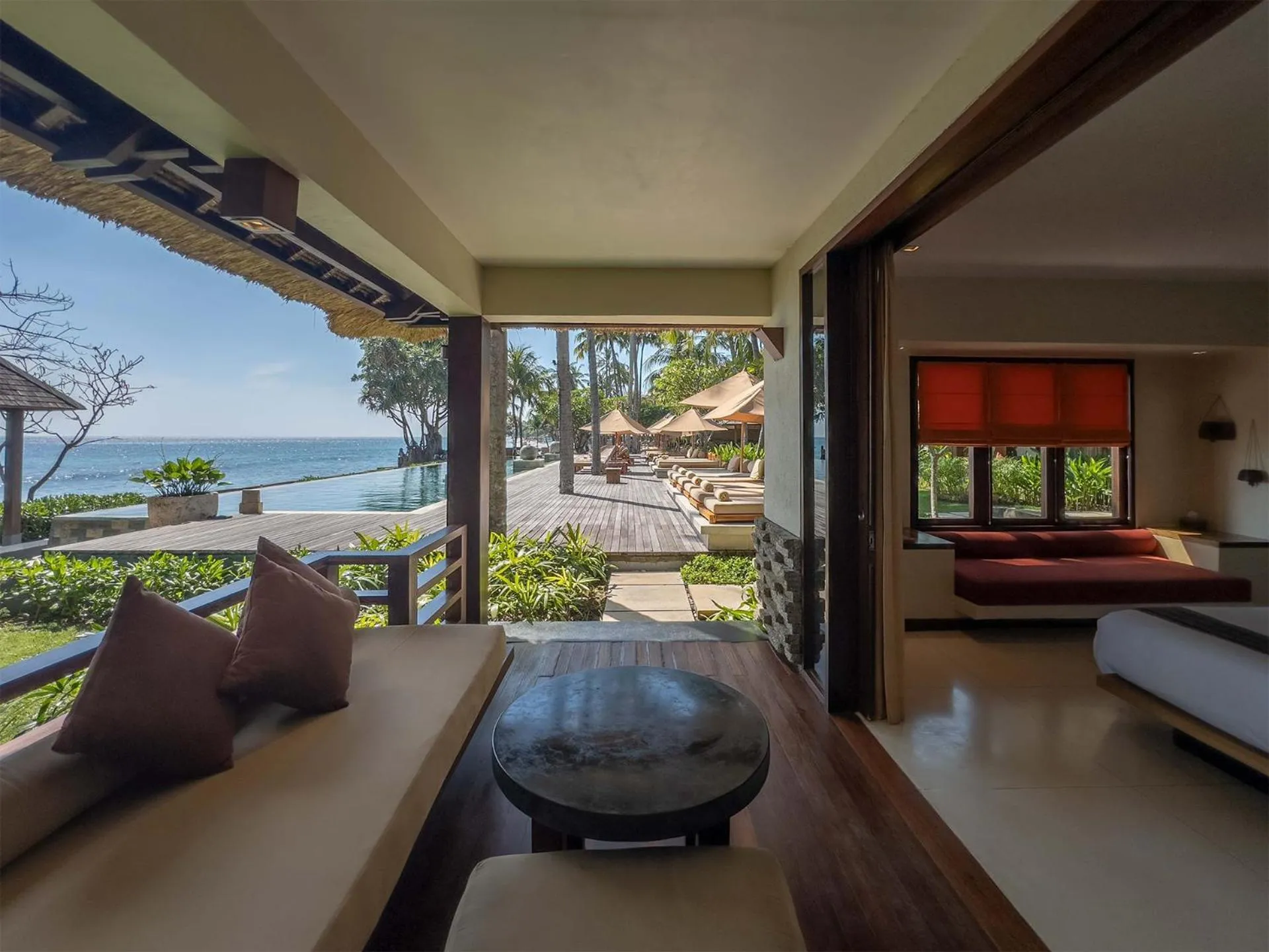 Balcony/Terrace, Bed in Qunci Villas Resort