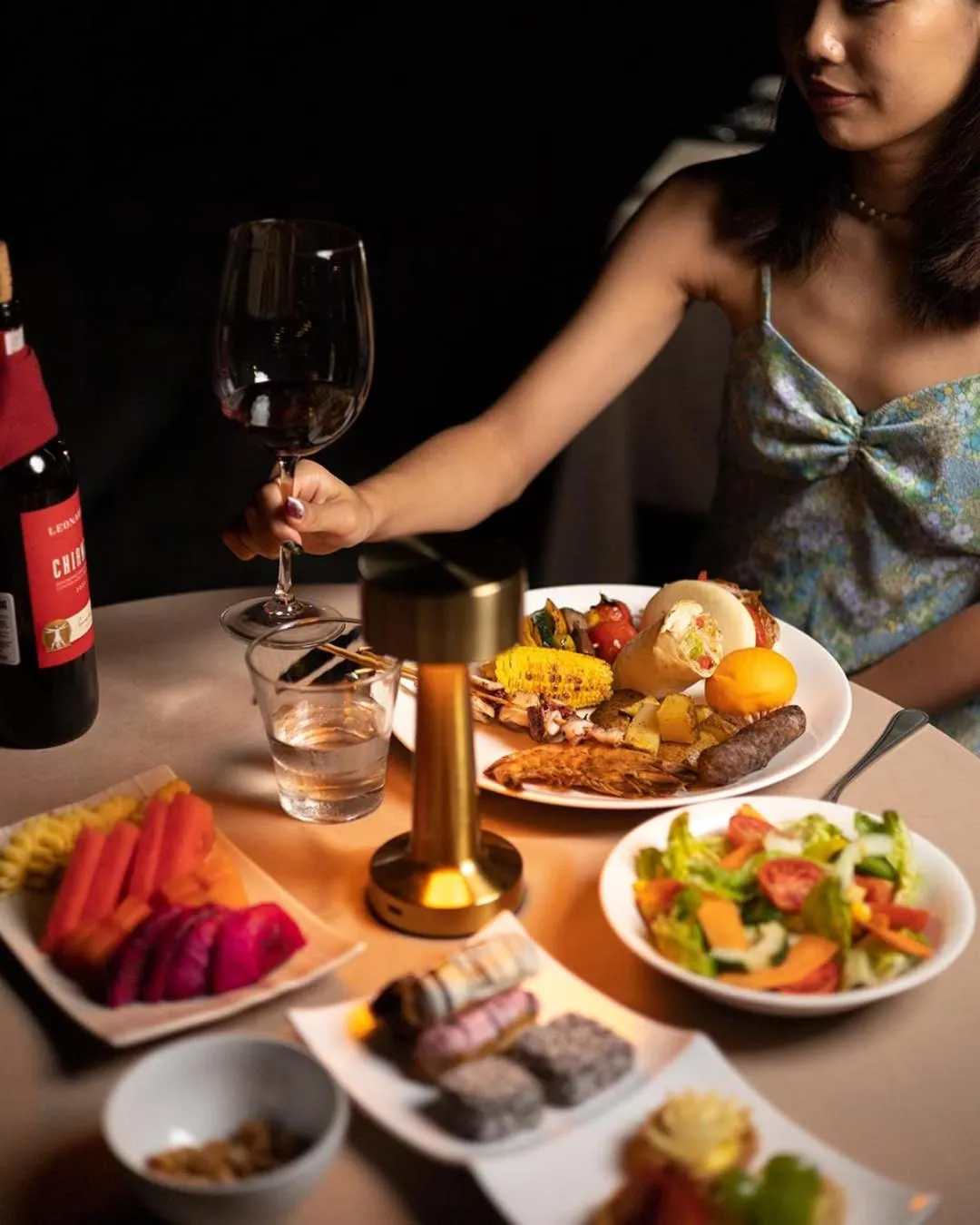 Restaurant/places to eat in Qunci Villas Resort