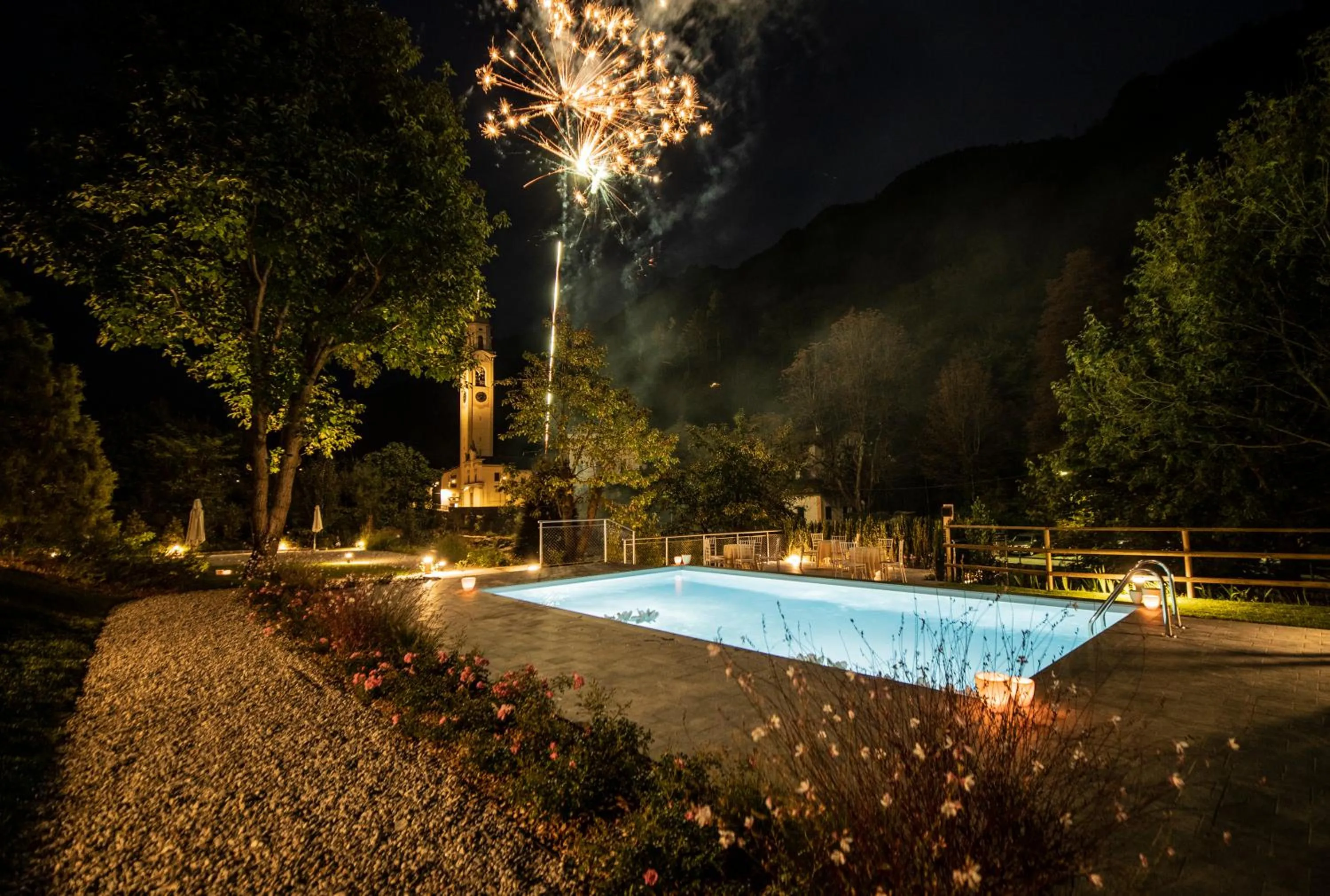Swimming pool in Hotel Piuro