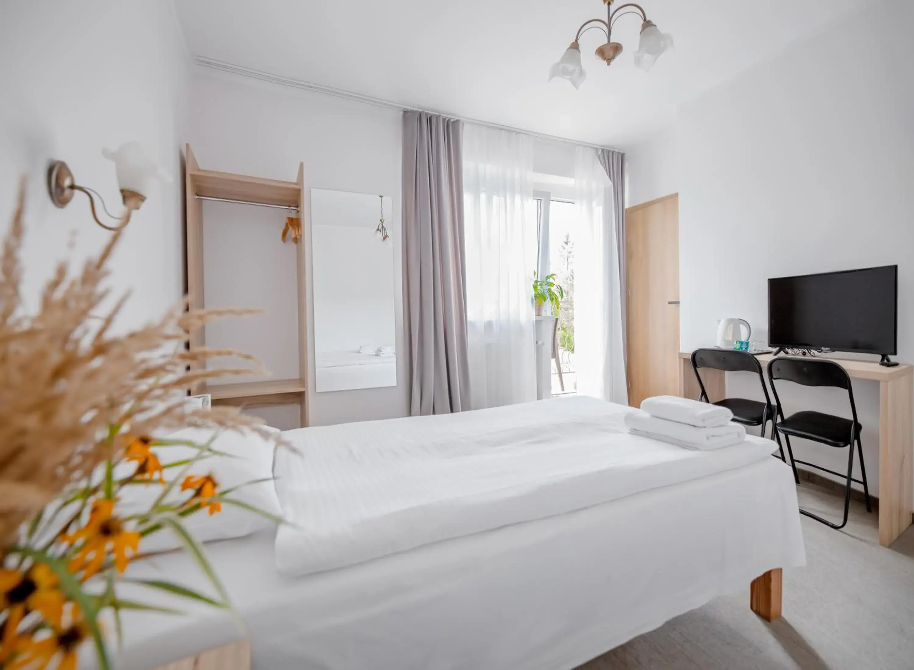 Economy Twin Room in Dom Wczasowy Beskidy Economy Twin Room in Dom Wczasowy Beskidy