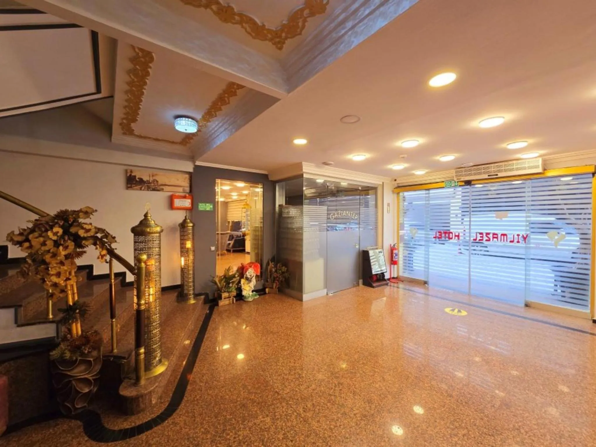 Lobby or reception in Yilmazel Hotel