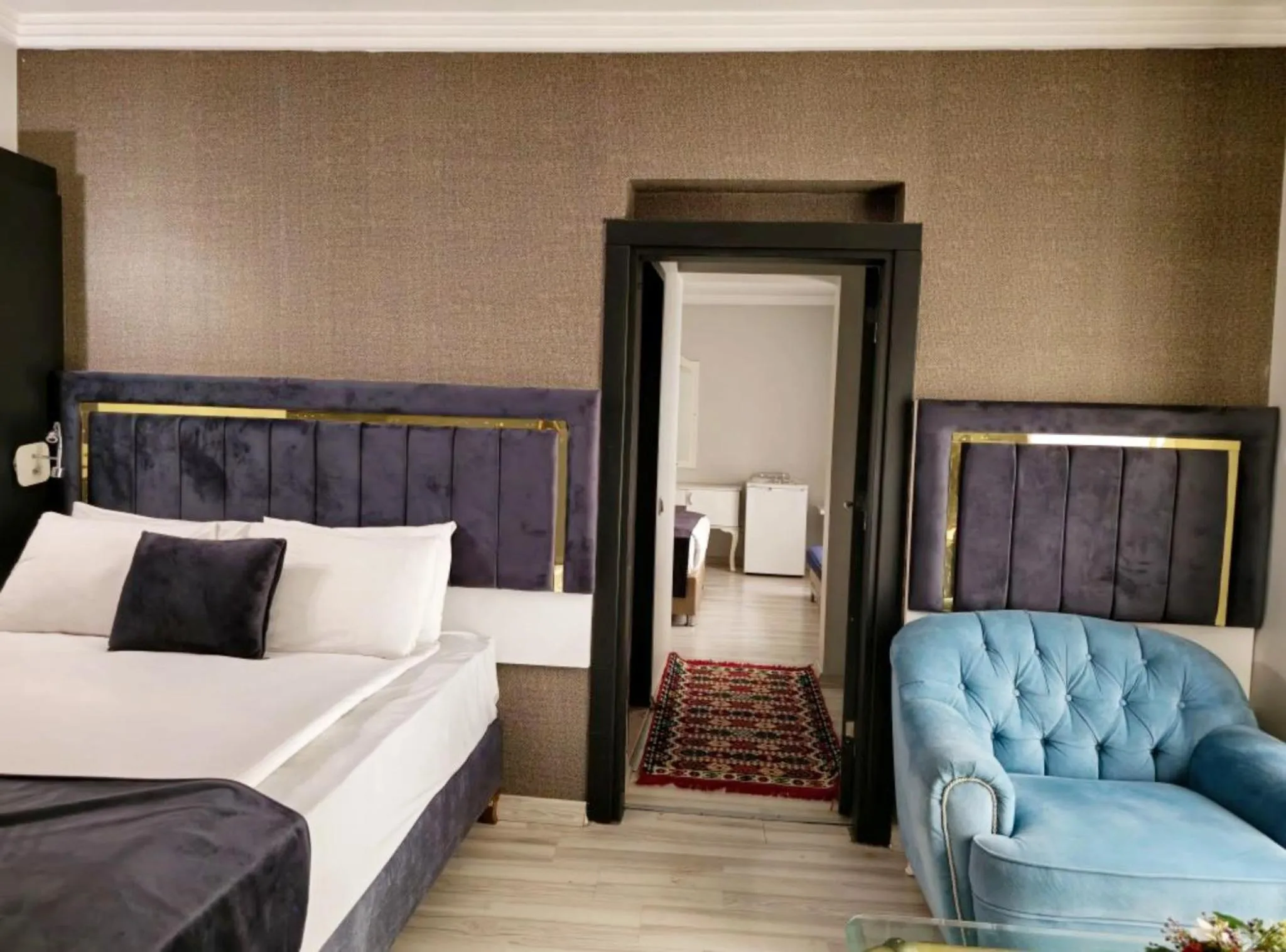 Living room, Bed in Yilmazel Hotel