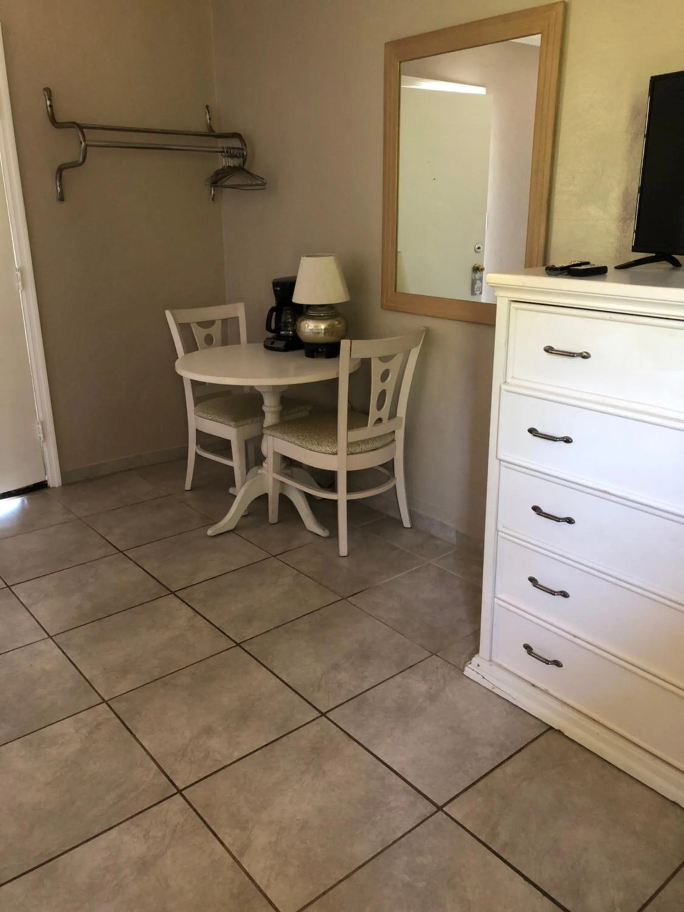 Pennwood Motor Lodge