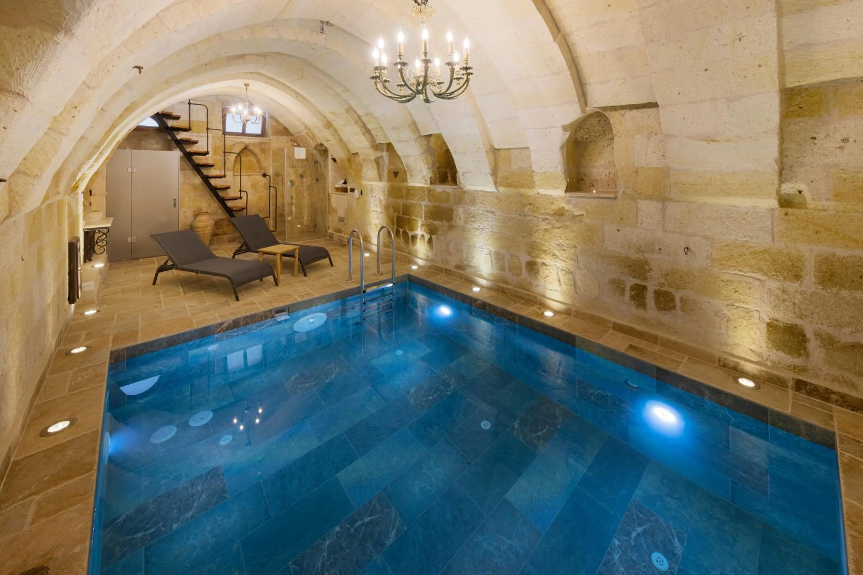 Swimming pool in Tafoni Houses Cave Hotel