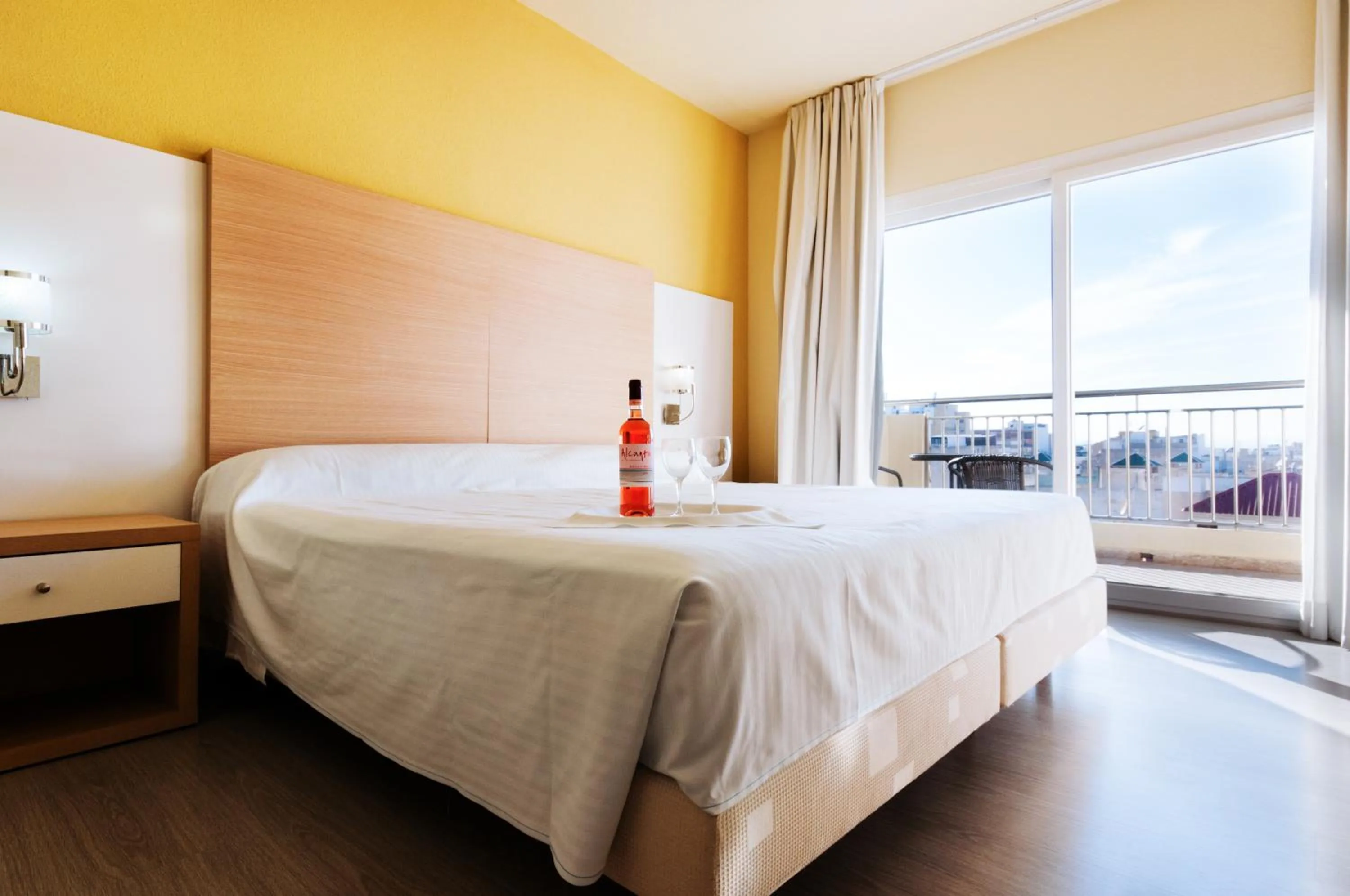 Bed in Hotel Fontana Plaza