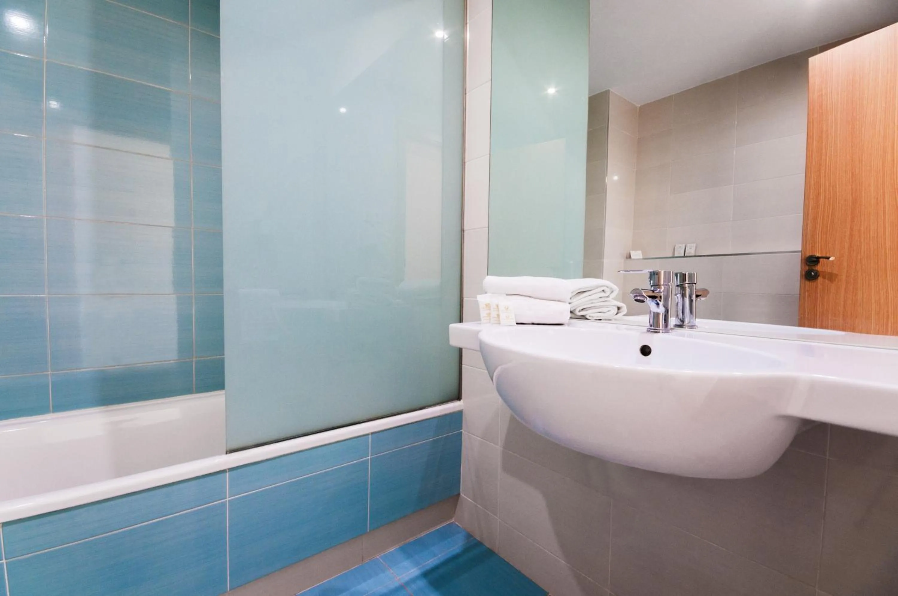 Bathroom in Hotel Fontana Plaza