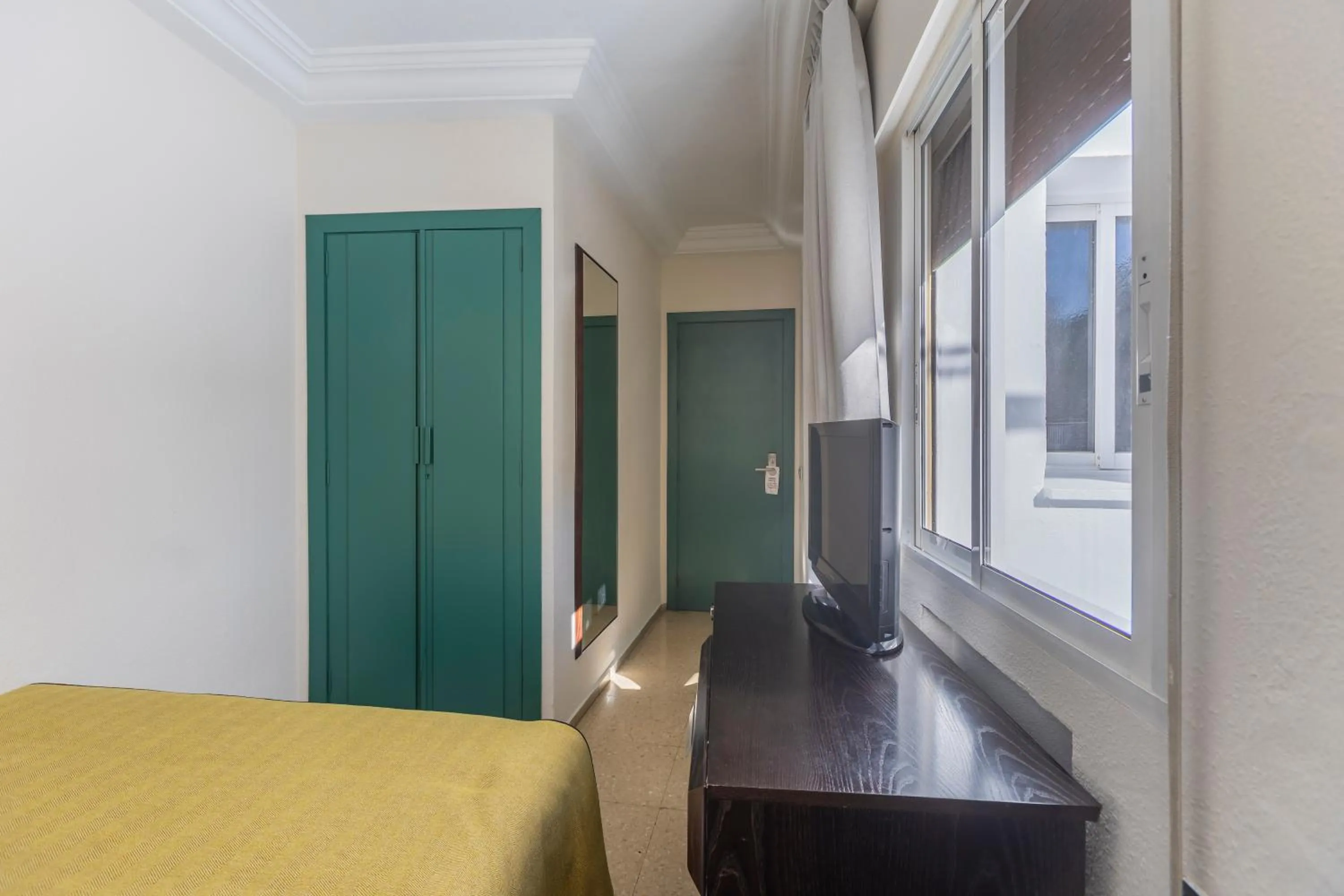 Bedroom, Bed in Itaca Colón by Soho Boutique