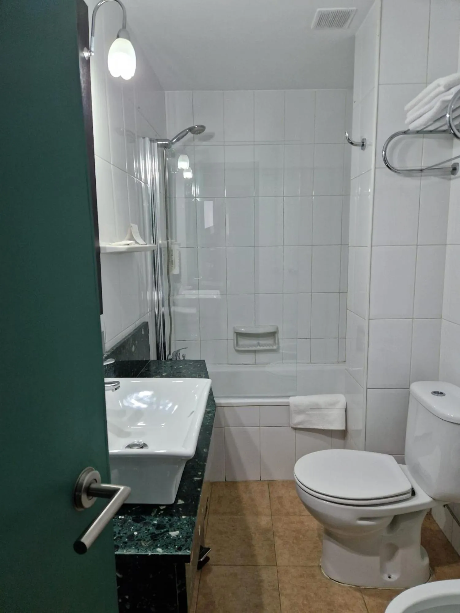 Bathroom in Itaca Colón by Soho Boutique