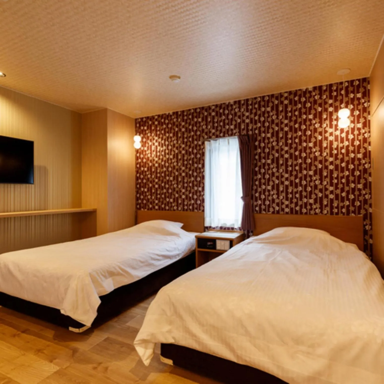 Photo of the whole room, Bed in Umemura Ryokan Uguisutei