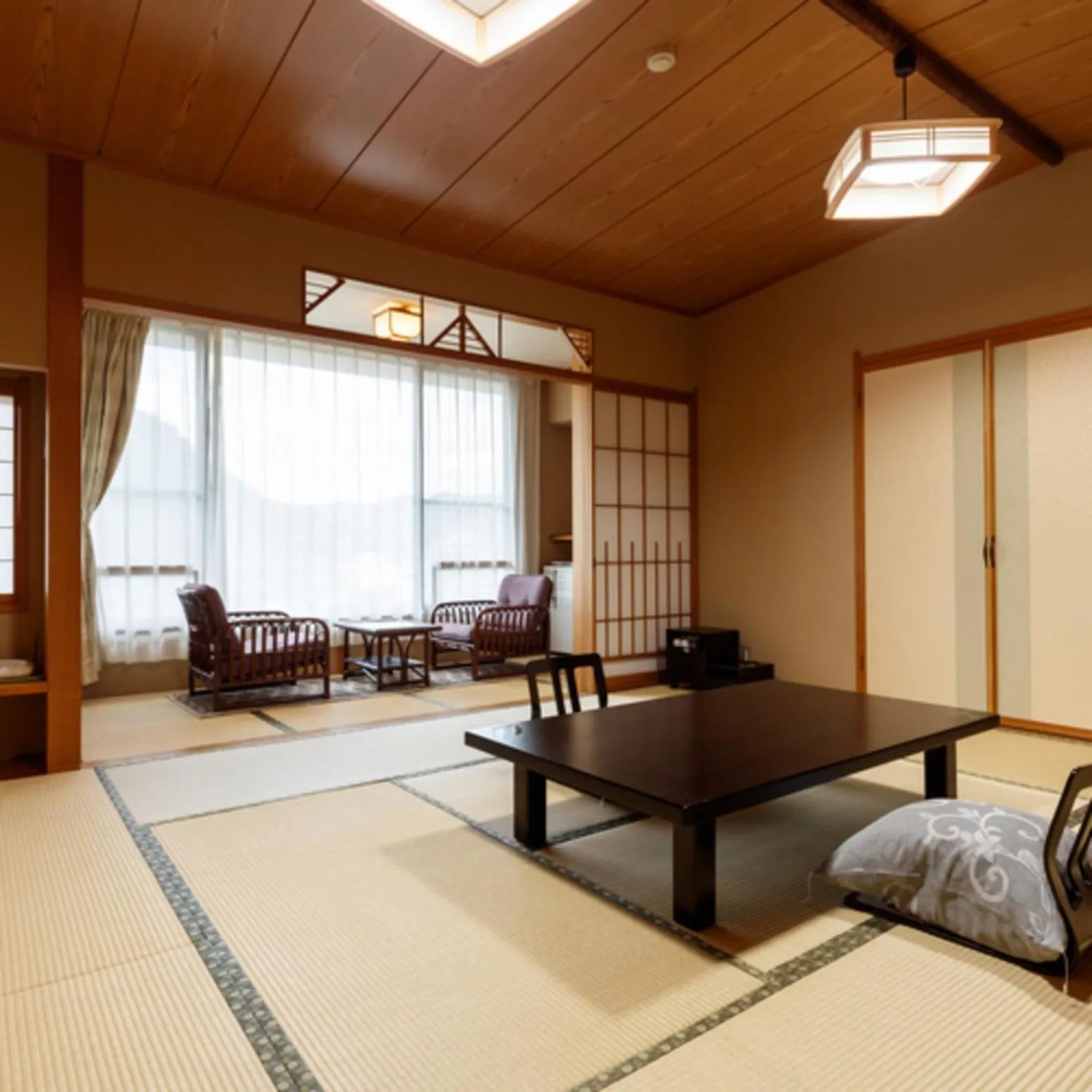 Seating area in Umemura Ryokan Uguisutei