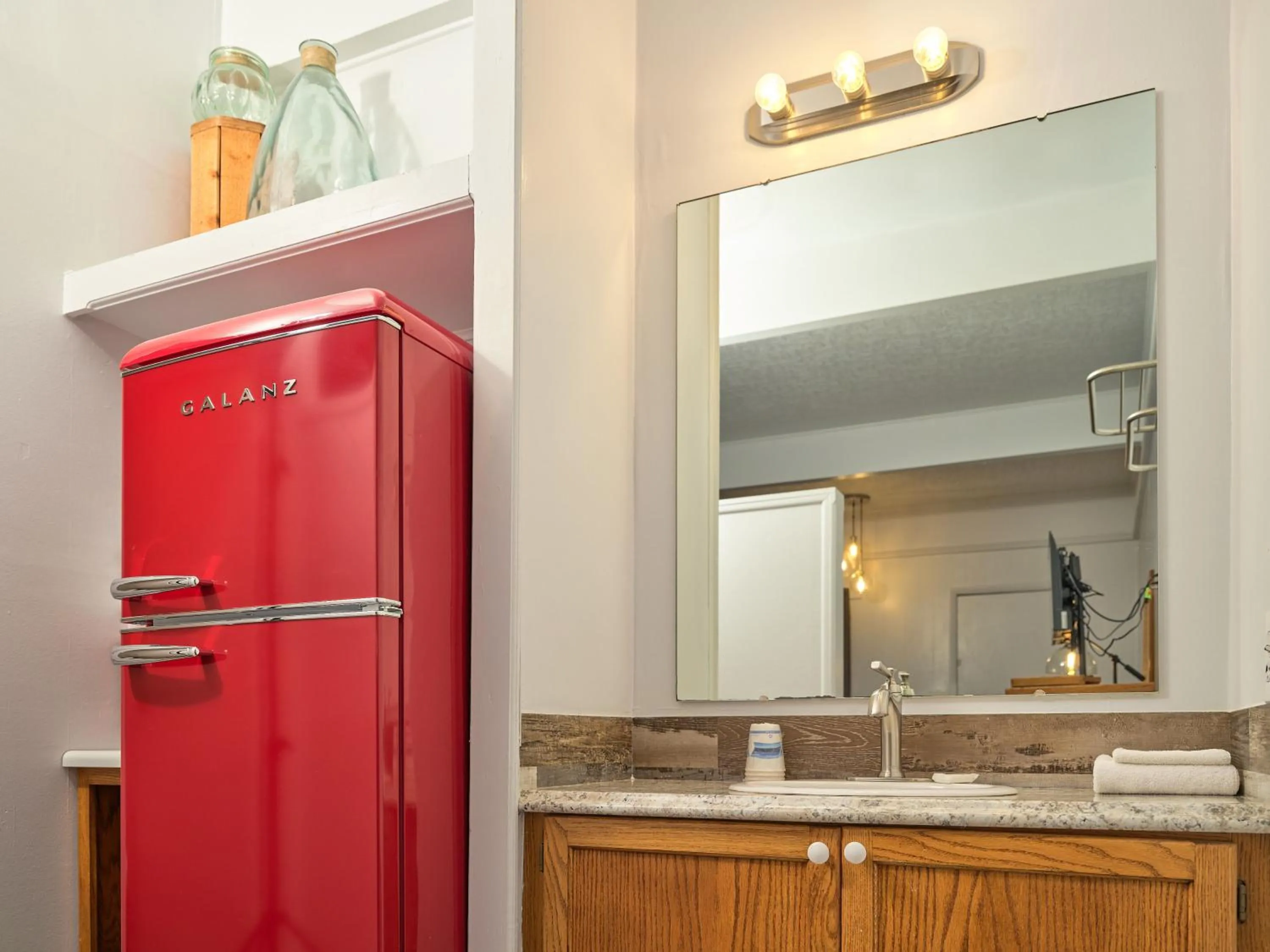 Bathroom in The Oakwood Inn