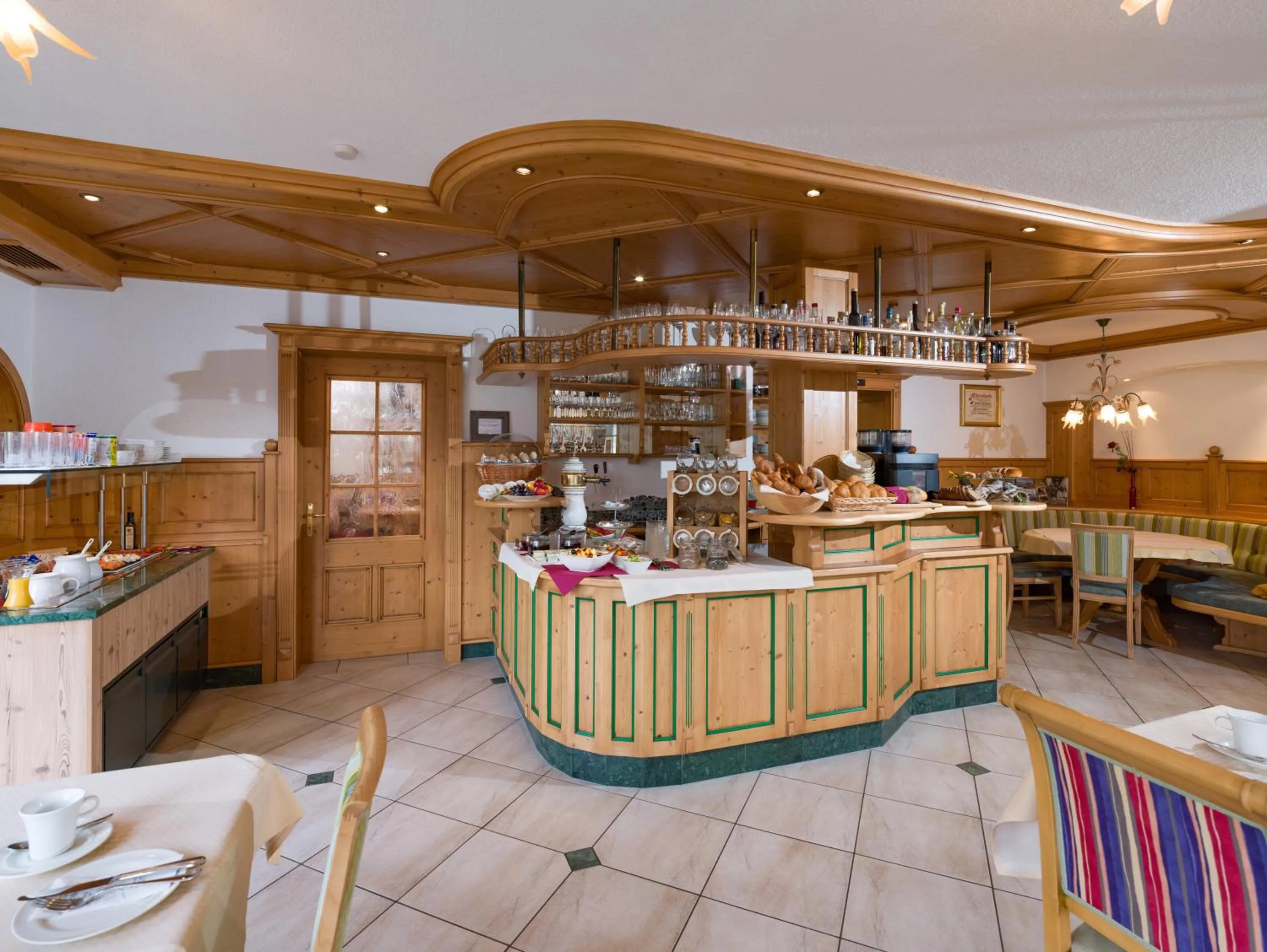 Buffet breakfast in Aparthotel Gallahaus