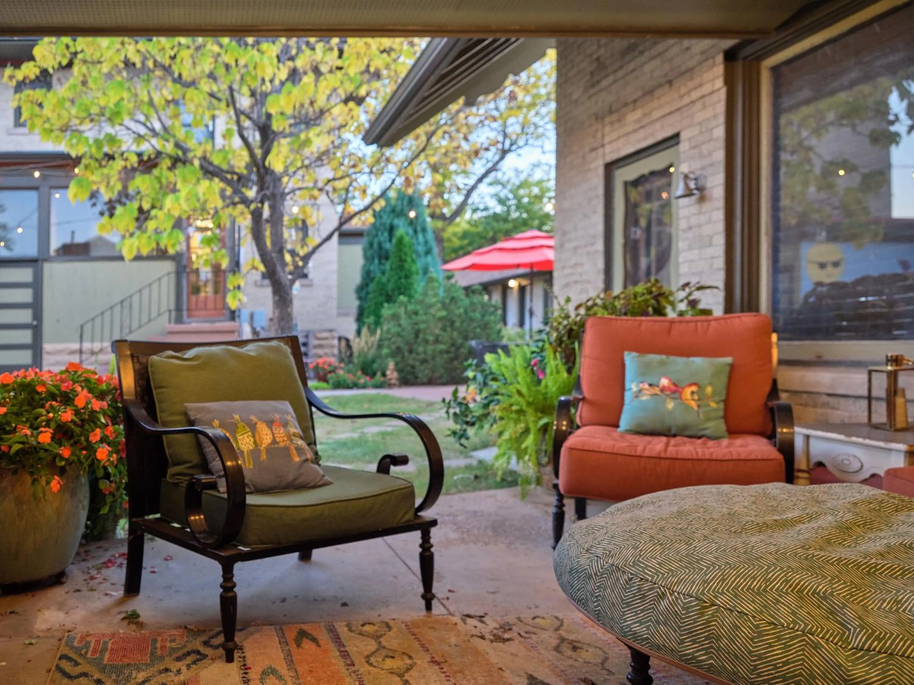 Patio in The Crest Motel