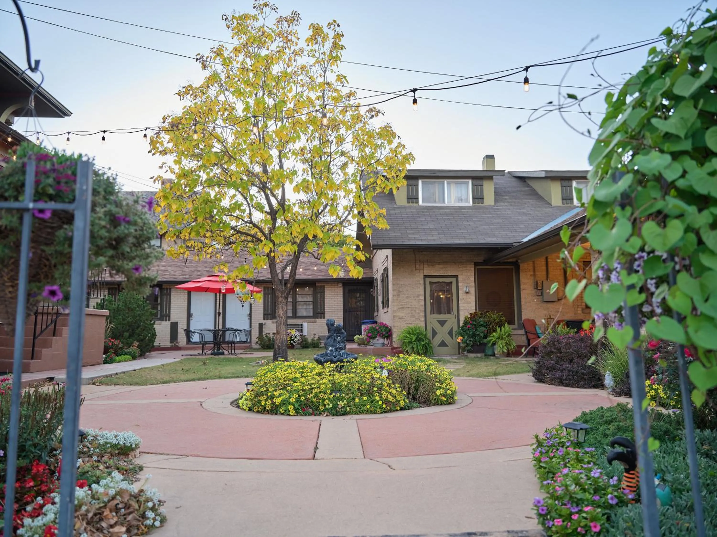 Property building in The Crest Motel