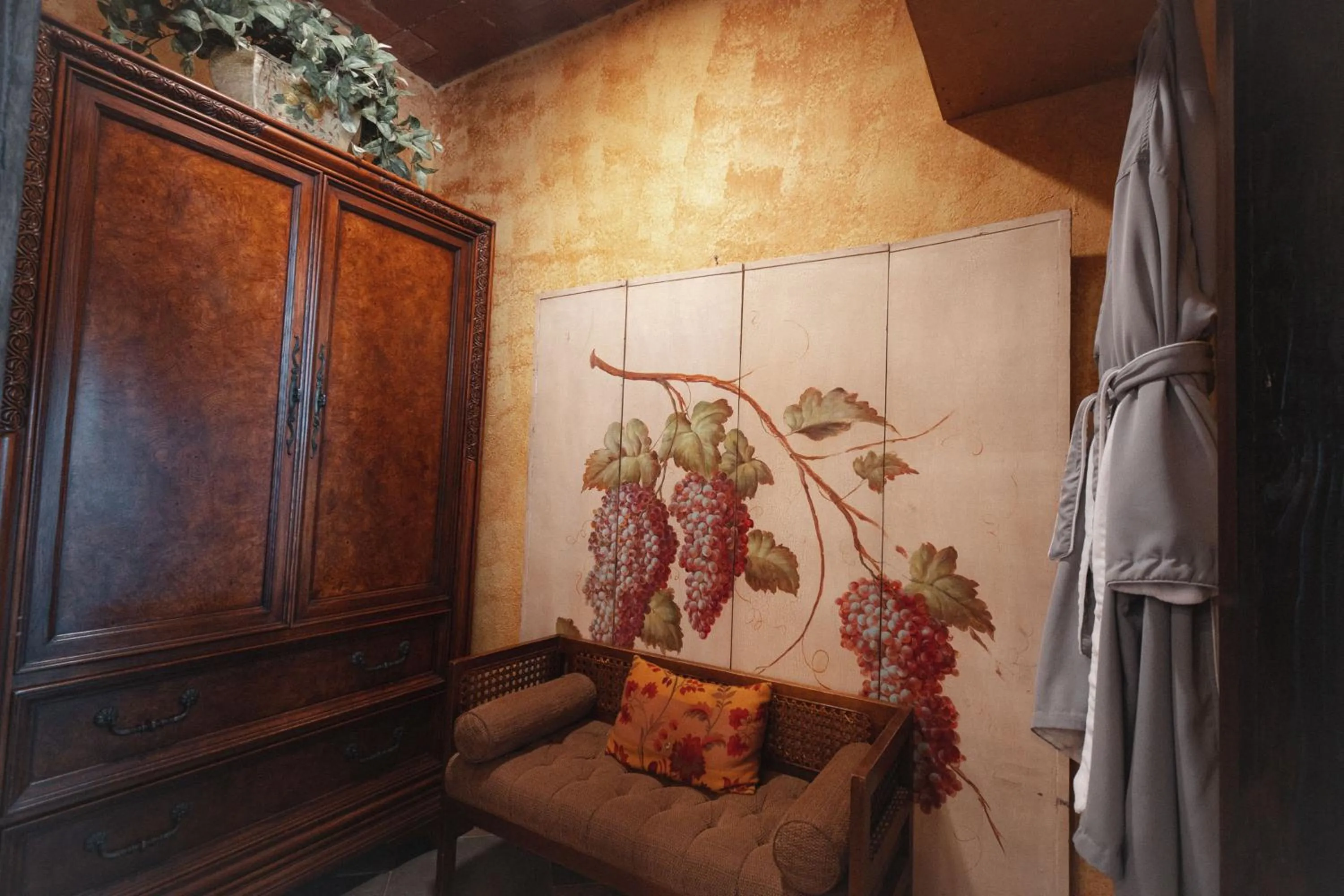 wardrobe in Viña Calabria