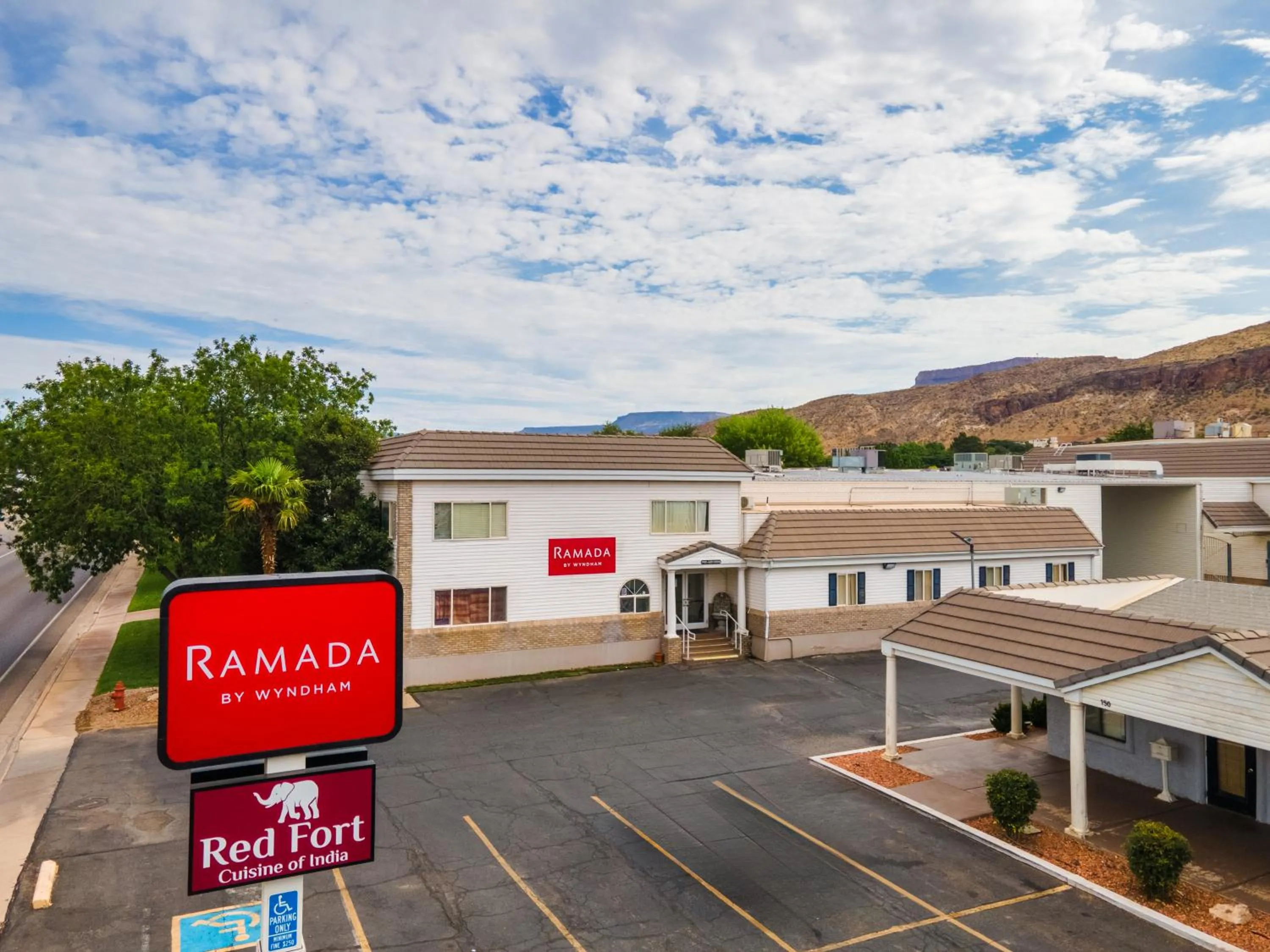 Property building in Ramada by Wyndham La Verkin Zion National Park