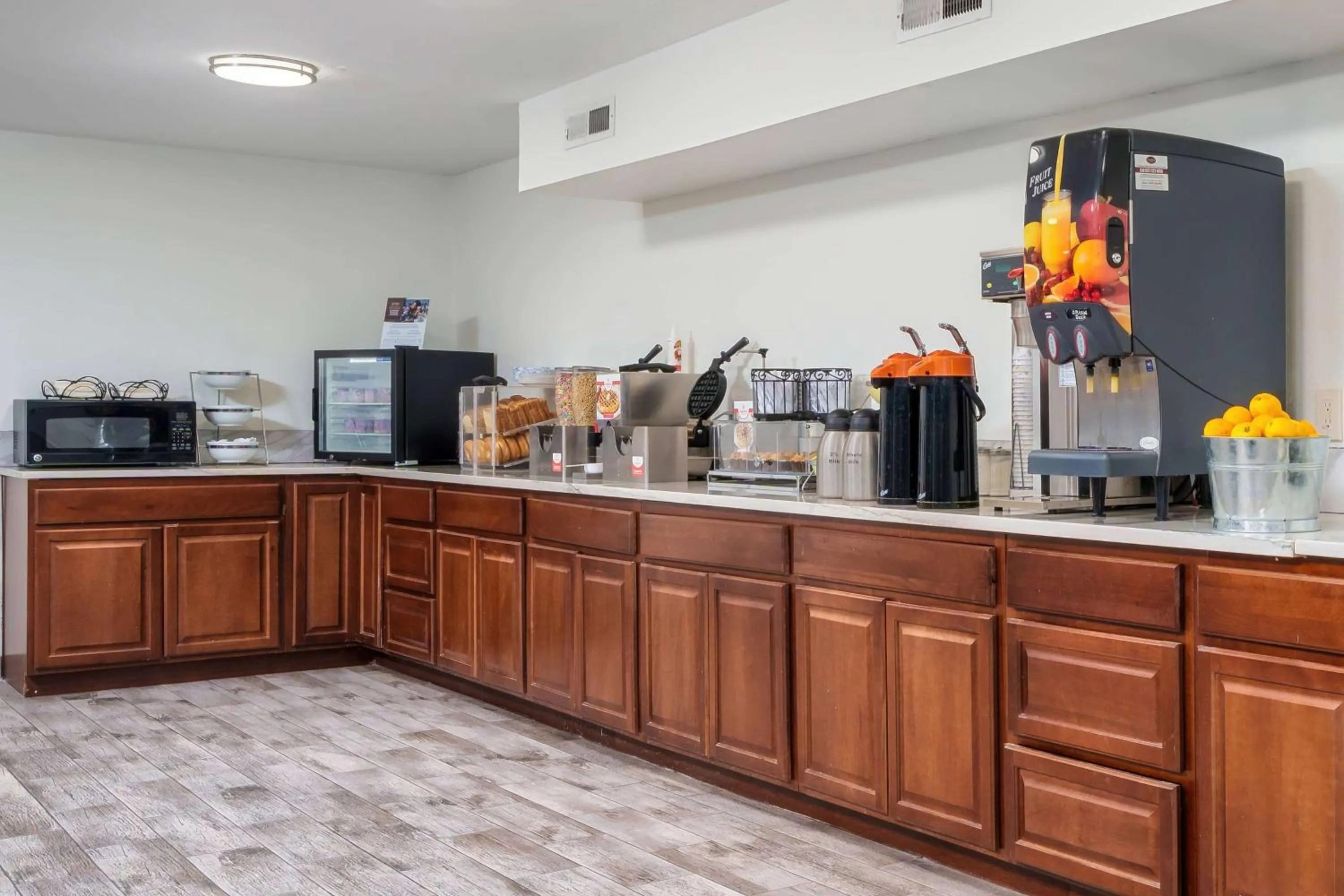 Restaurant/places to eat in Ramada by Wyndham La Verkin Zion National Park