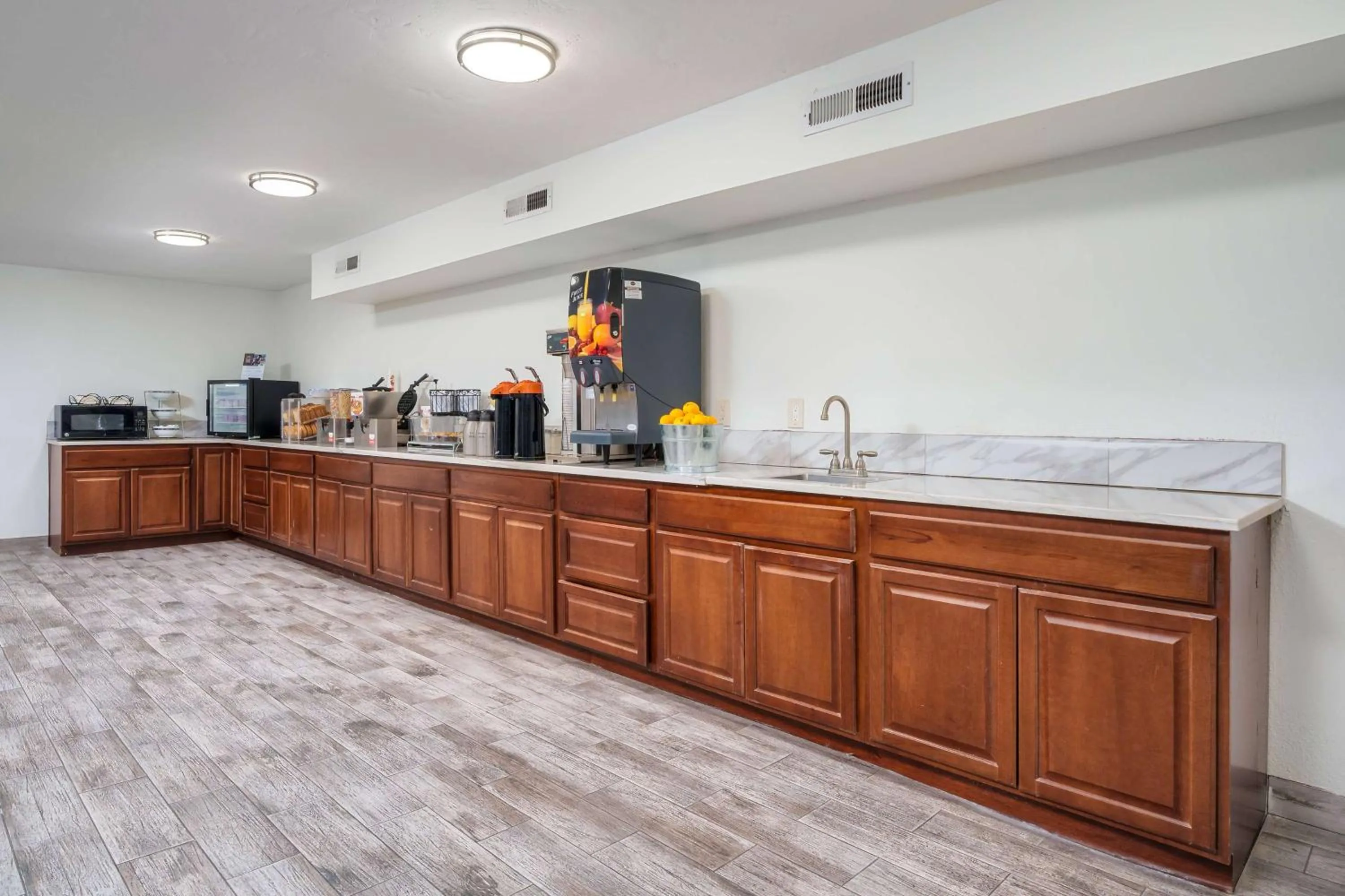 Restaurant/places to eat in Ramada by Wyndham La Verkin Zion National Park