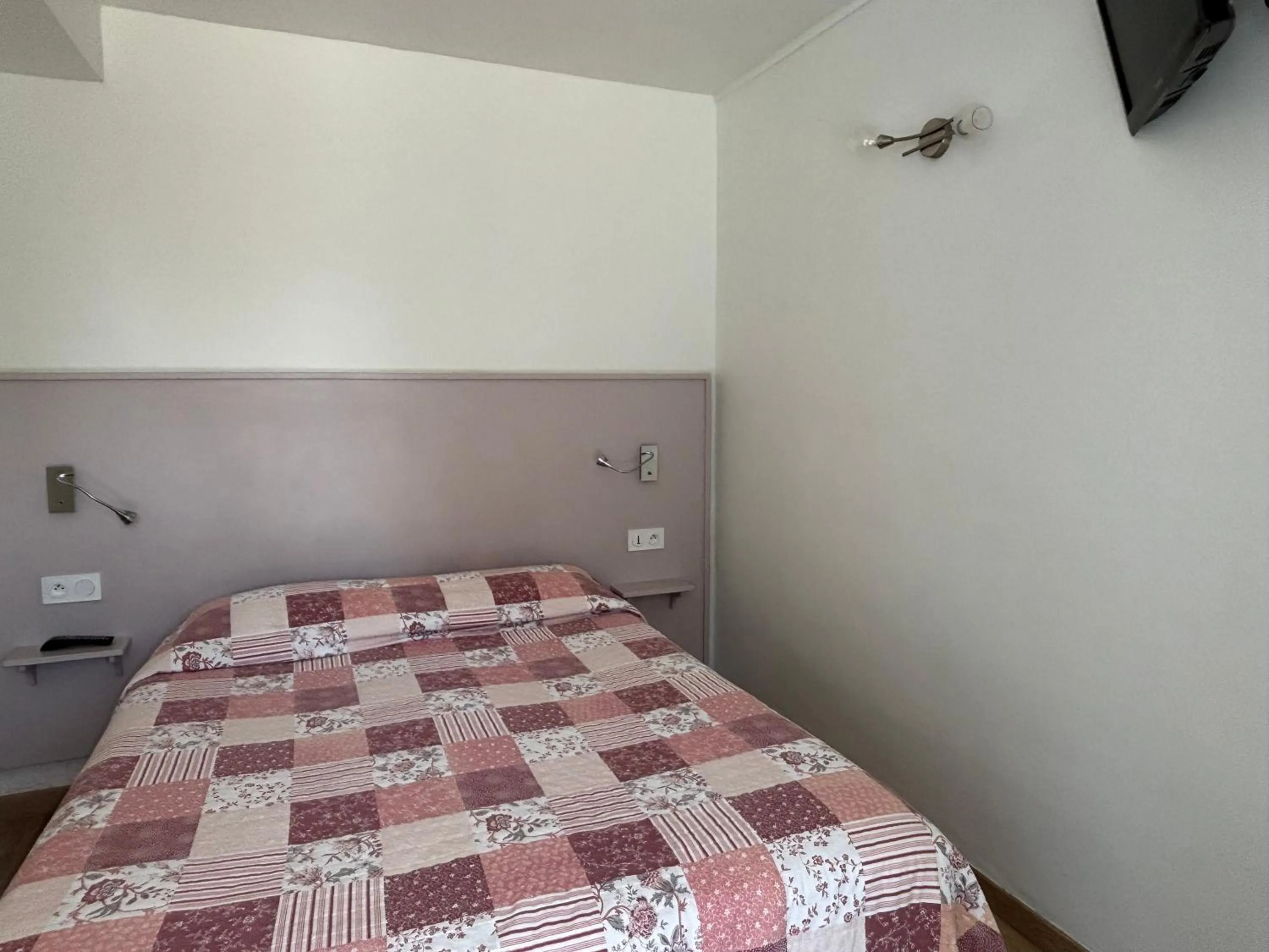 Bed in Hotel Bellevue