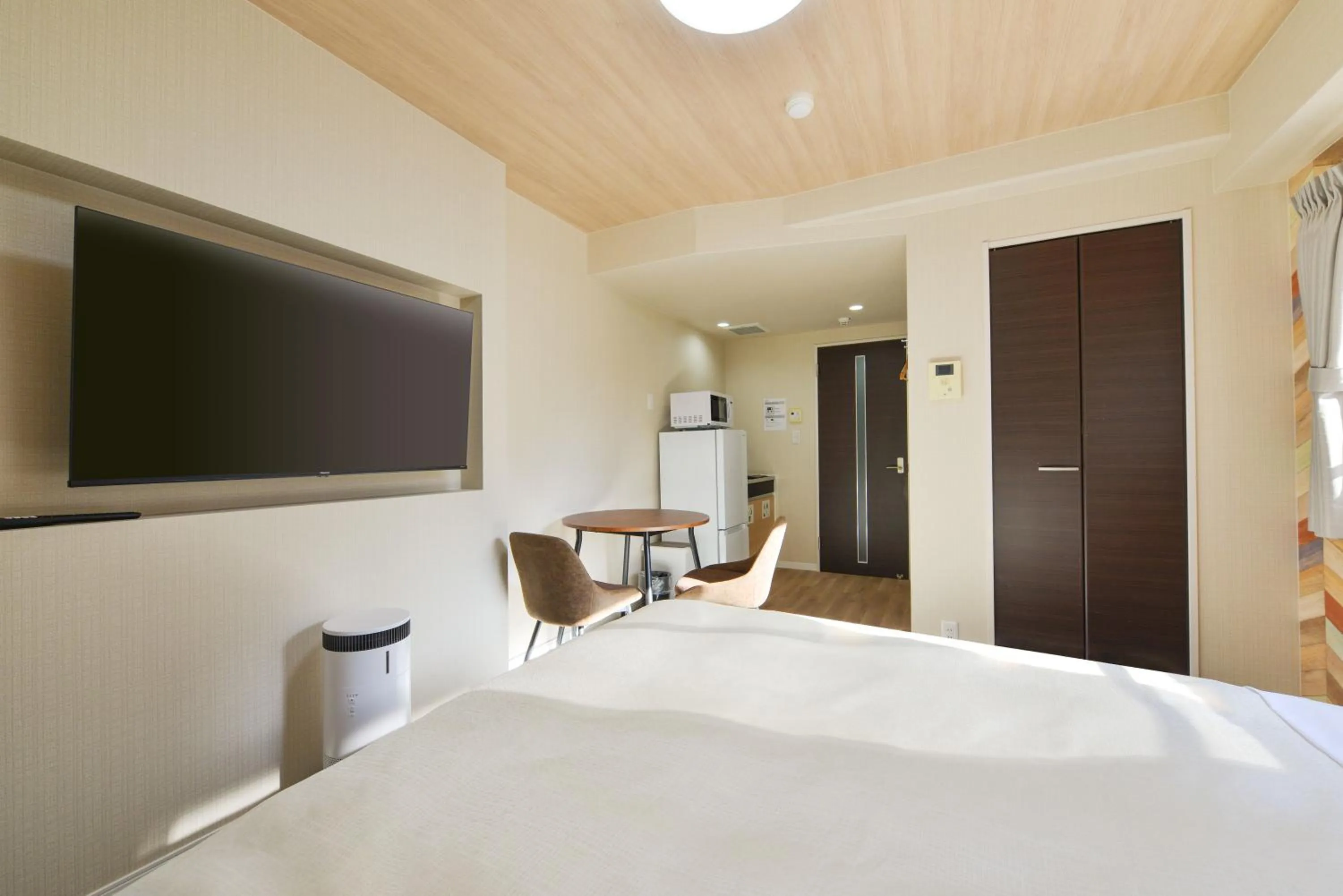 TV and multimedia, Bed in Hotel New Gaea Yakuin