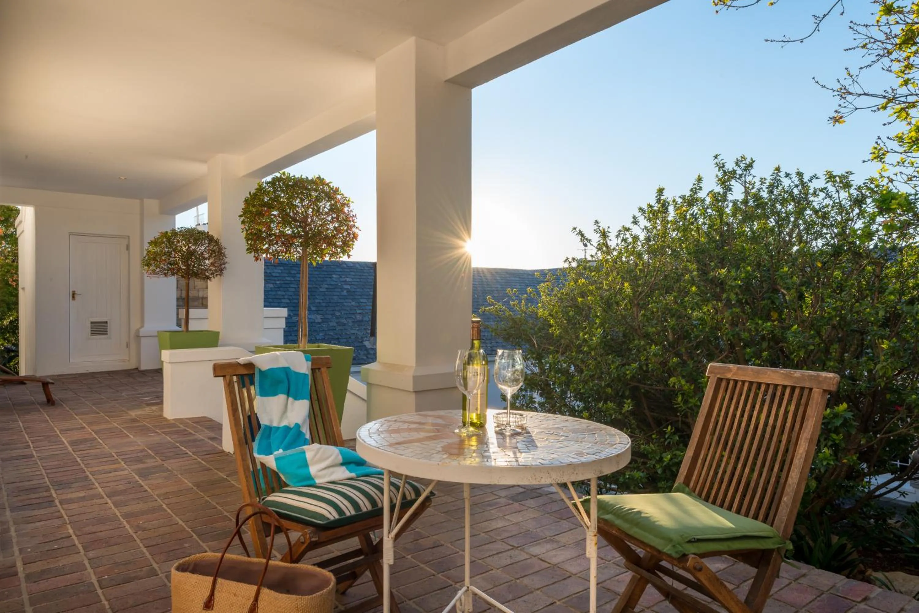 Patio in Manor on the Bay