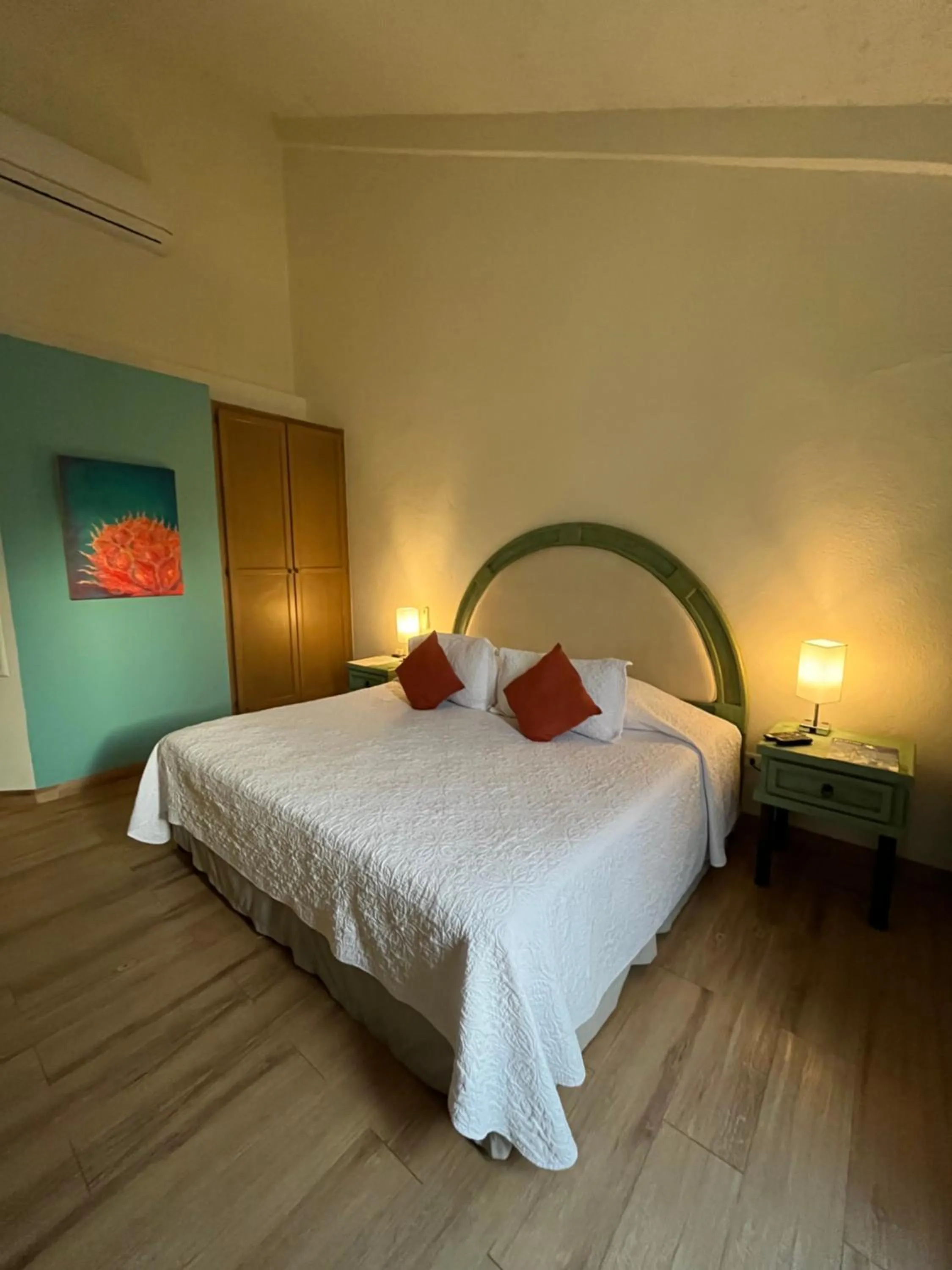 Bedroom, Bed in Marisol Hotel Boutique