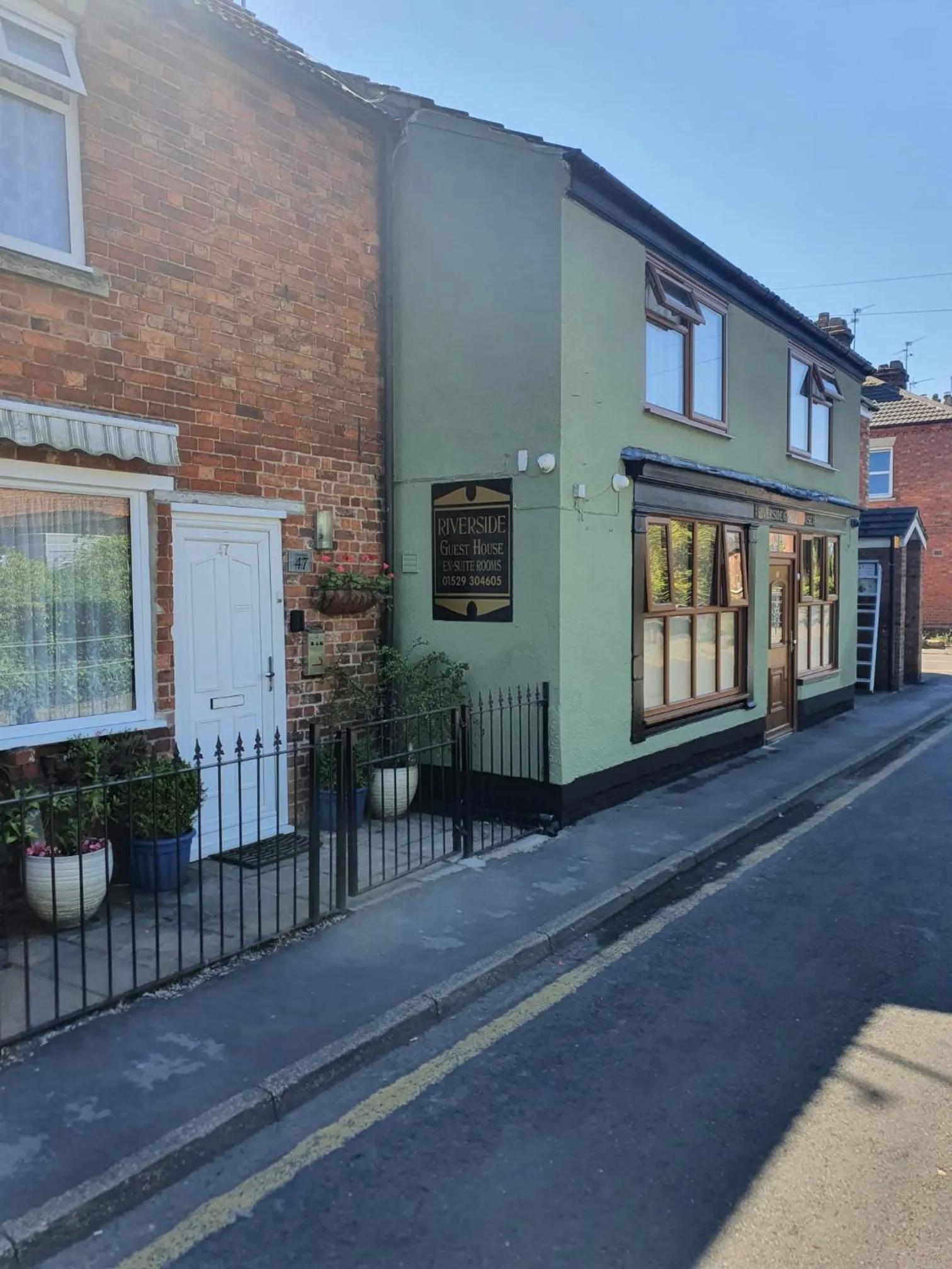 Riverside Guest House